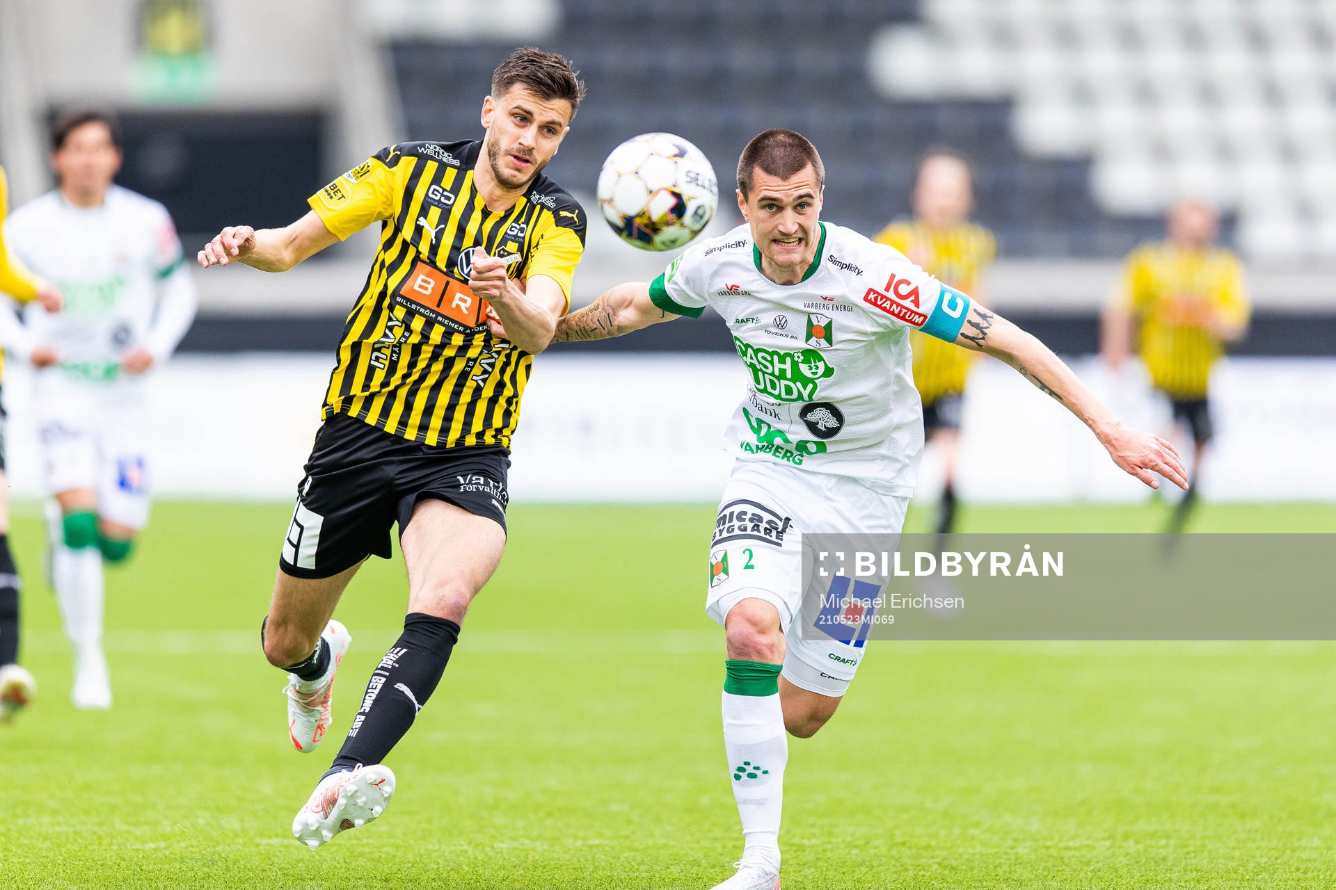 Häckens Alexander Jeremejeff  och Varbergs Jon Birkfeldt