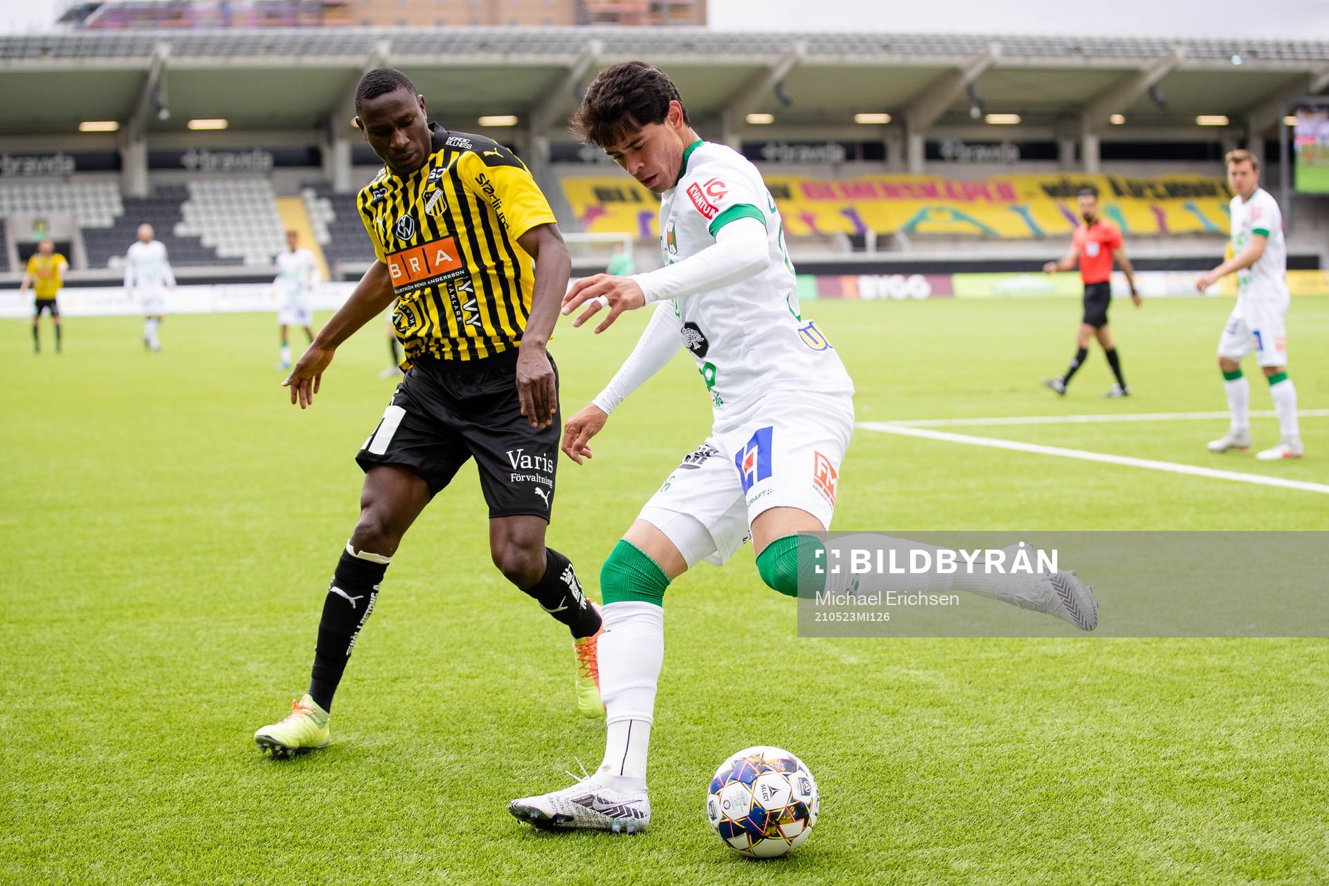 Häckens Godswill Ekpolo  och Varbergs Jean Carlos De Brito