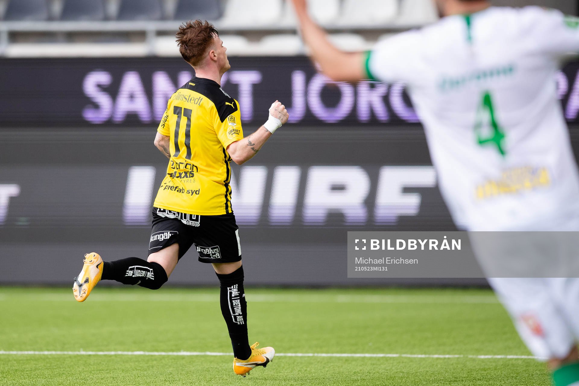 Häckens Tobias Heintz jublar