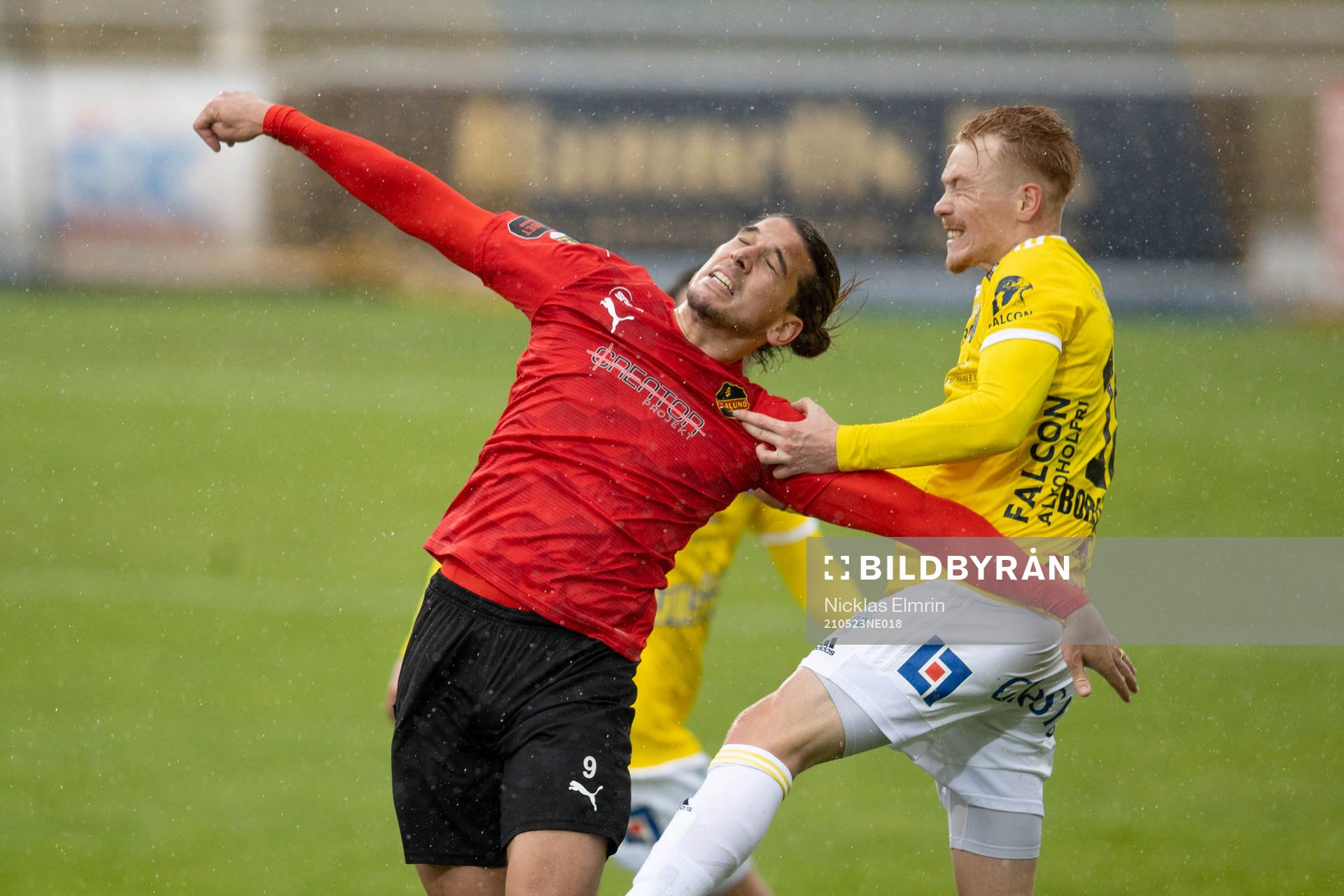 Vasalunds Nikola Vasic och Falkenbergs Linus Borgström