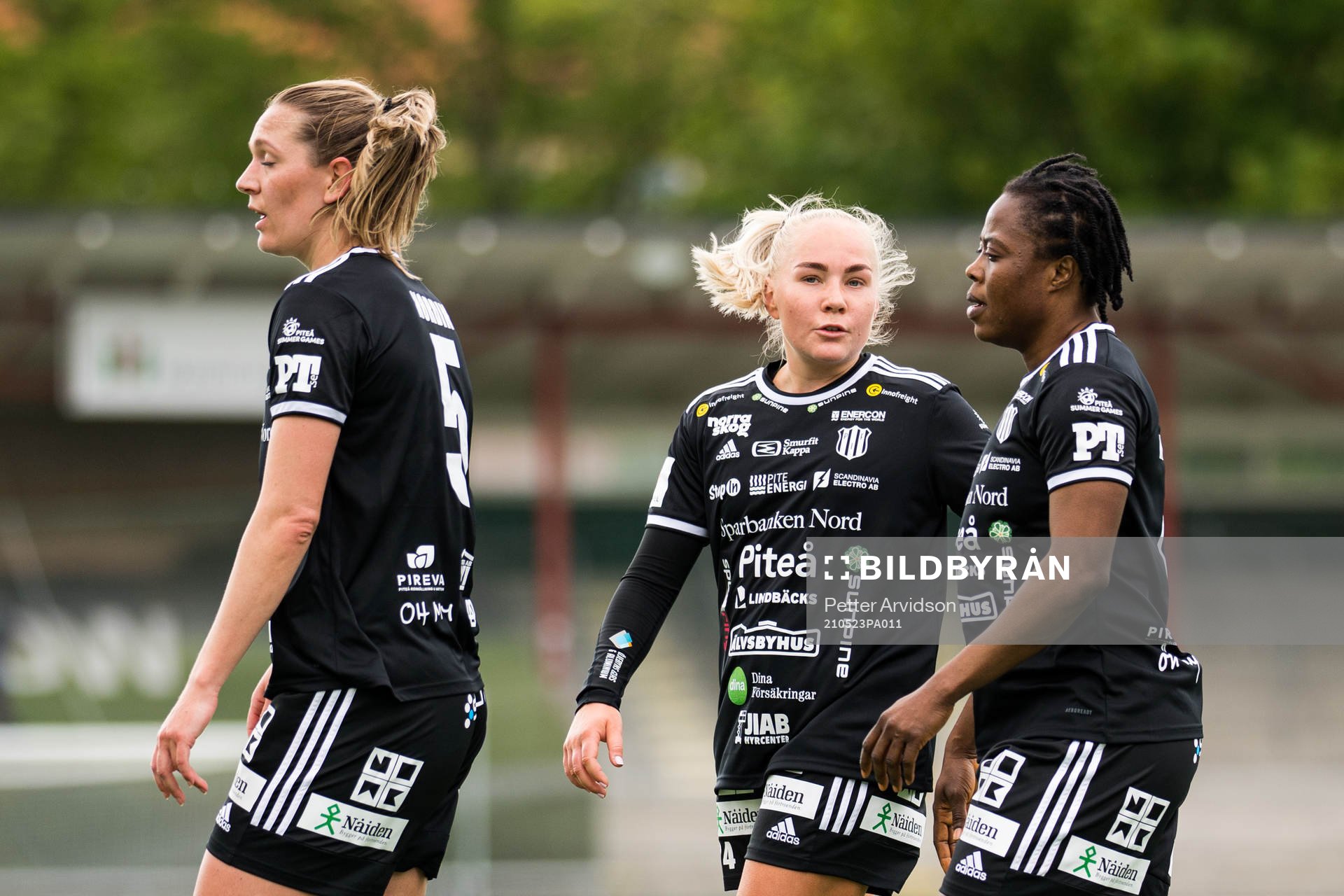 Piteås Jennie Nordin, Ellen Karlsson och Faith Ikidi