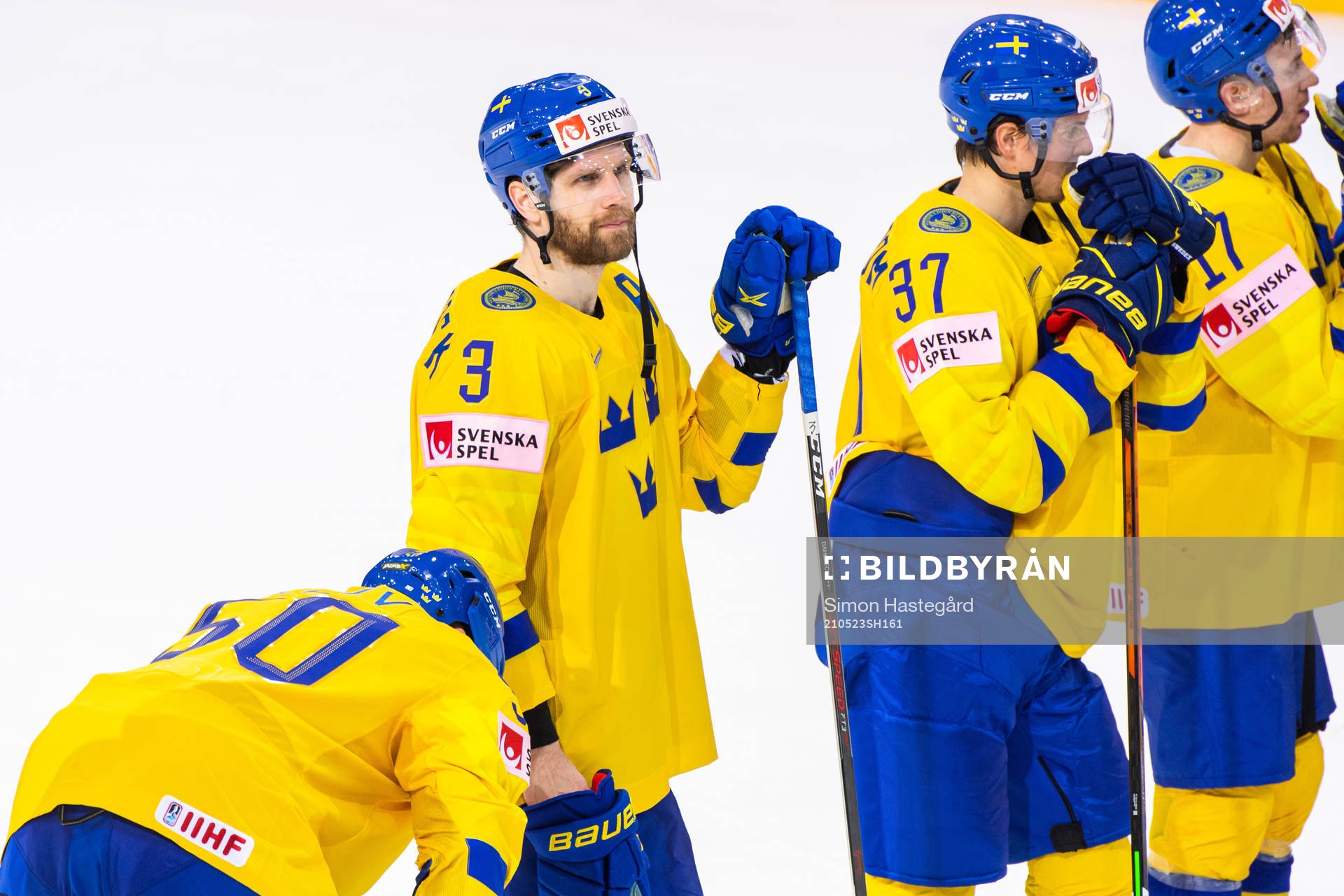 Klas Dahlbeck of Sweden looks dejected