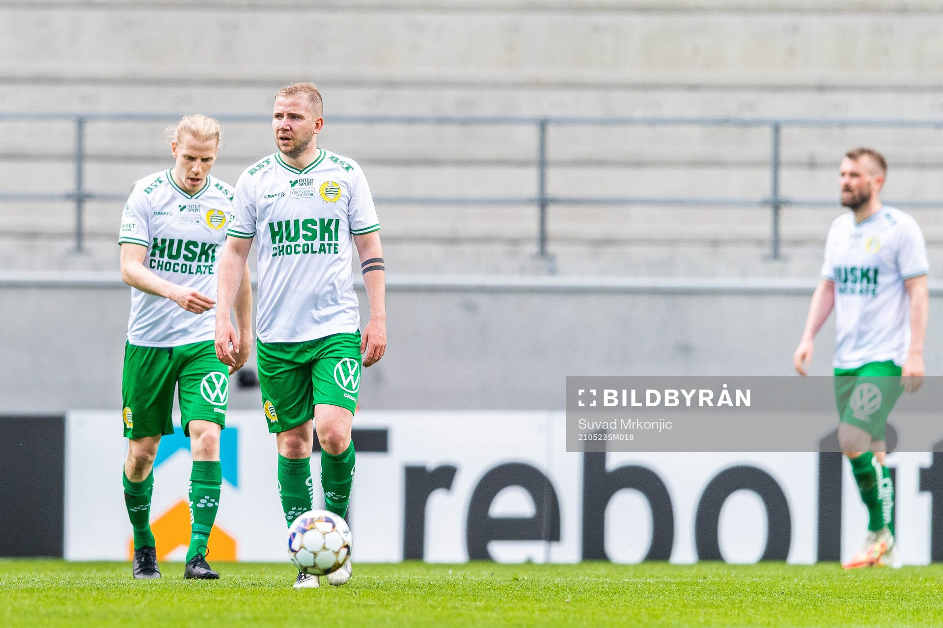 Hammarbys Darijan Bojanic och Gustav Ludwigson deppar