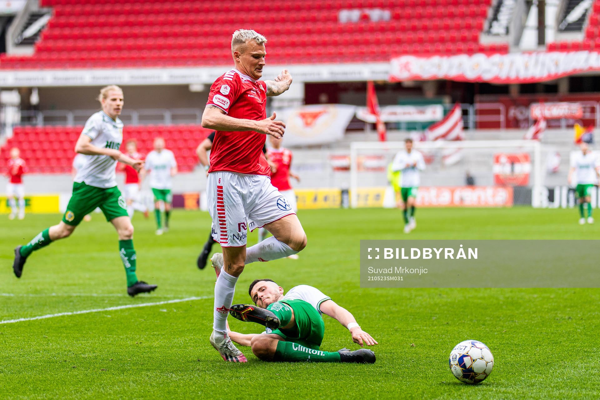 Hammarbys Astrit Selmani och Kalmars Rasmus Sjöstedt