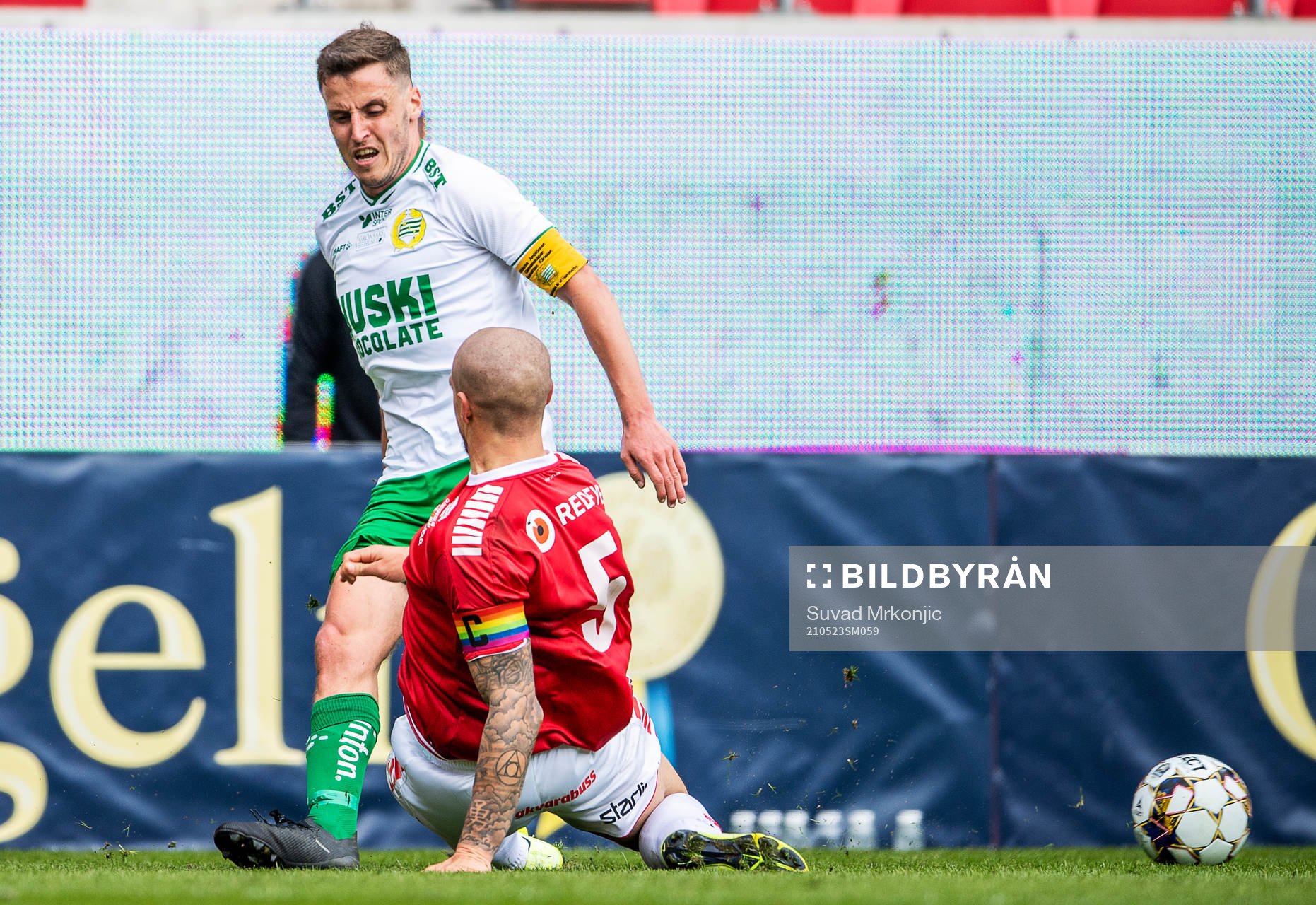 Kalmars Douglas Bergqvist och Hammarbys Jeppe Andersen