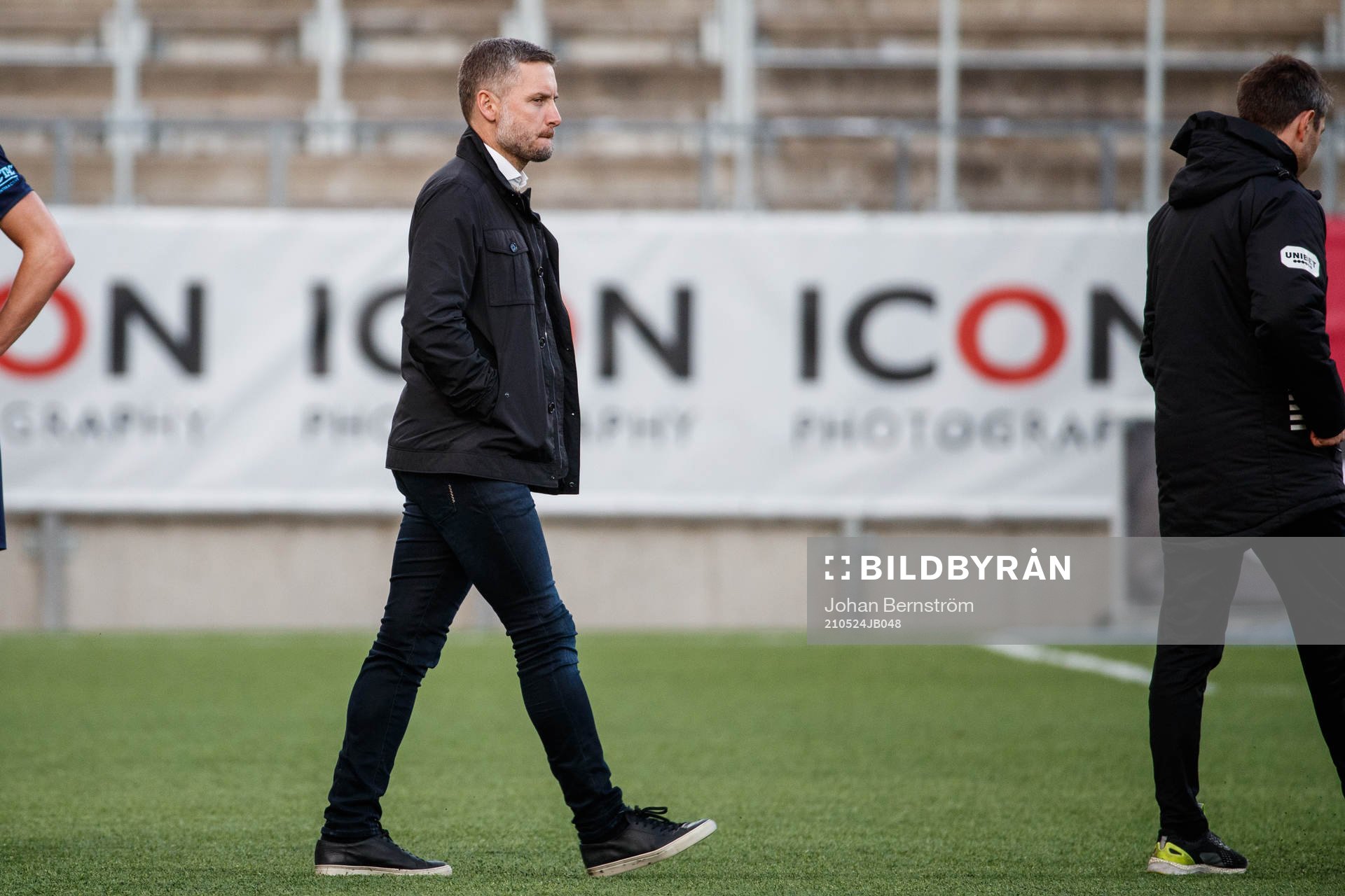 Örebros tränare Axel Kjäll deppar