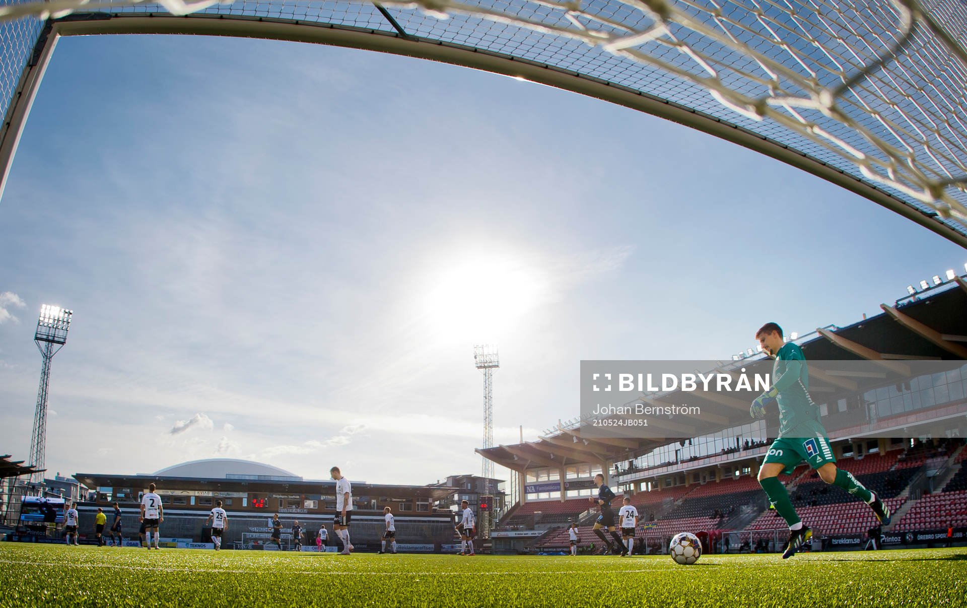 Örebros målvakt Bobby Allain deppar