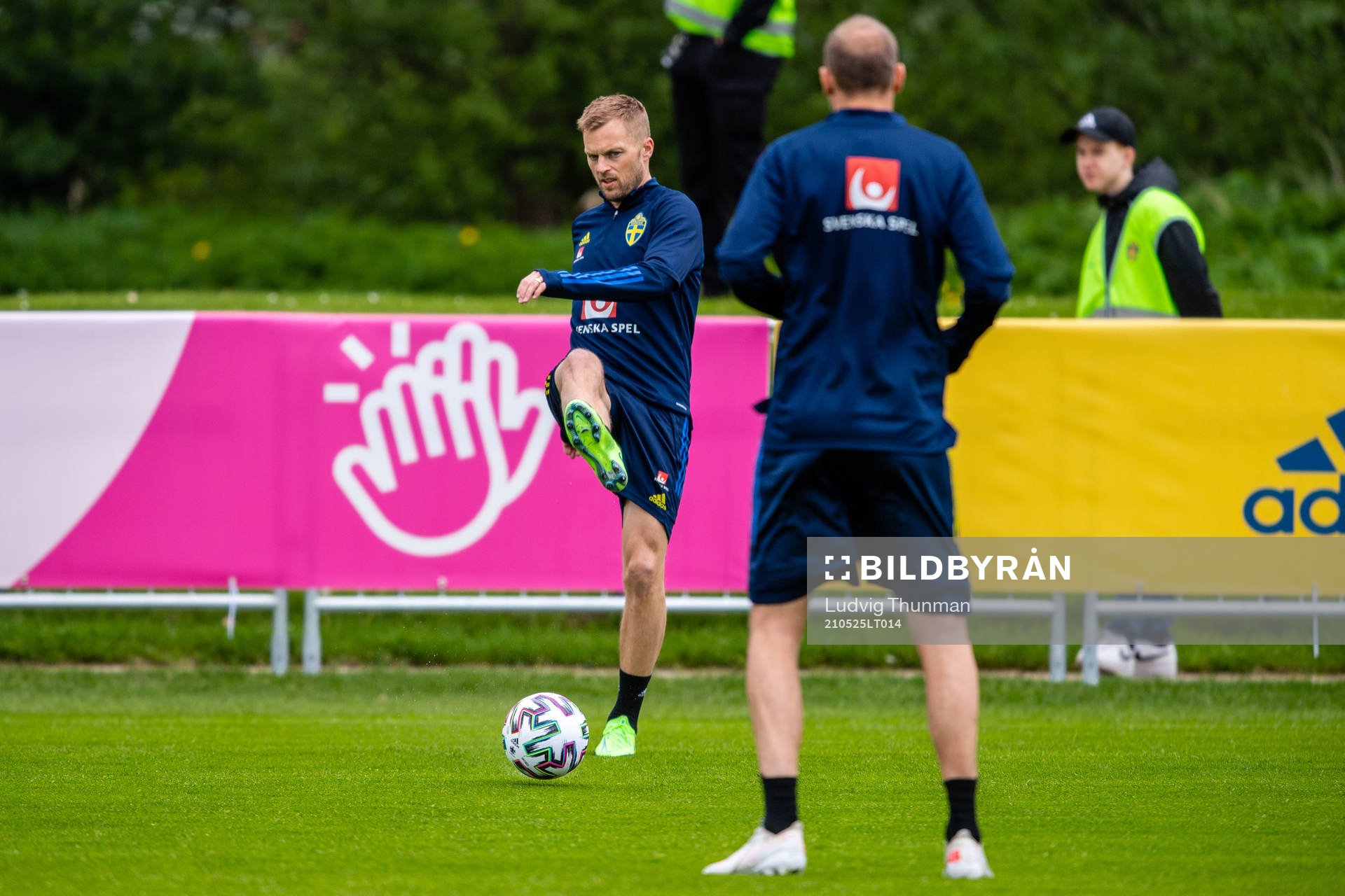 Sebastian Larsson