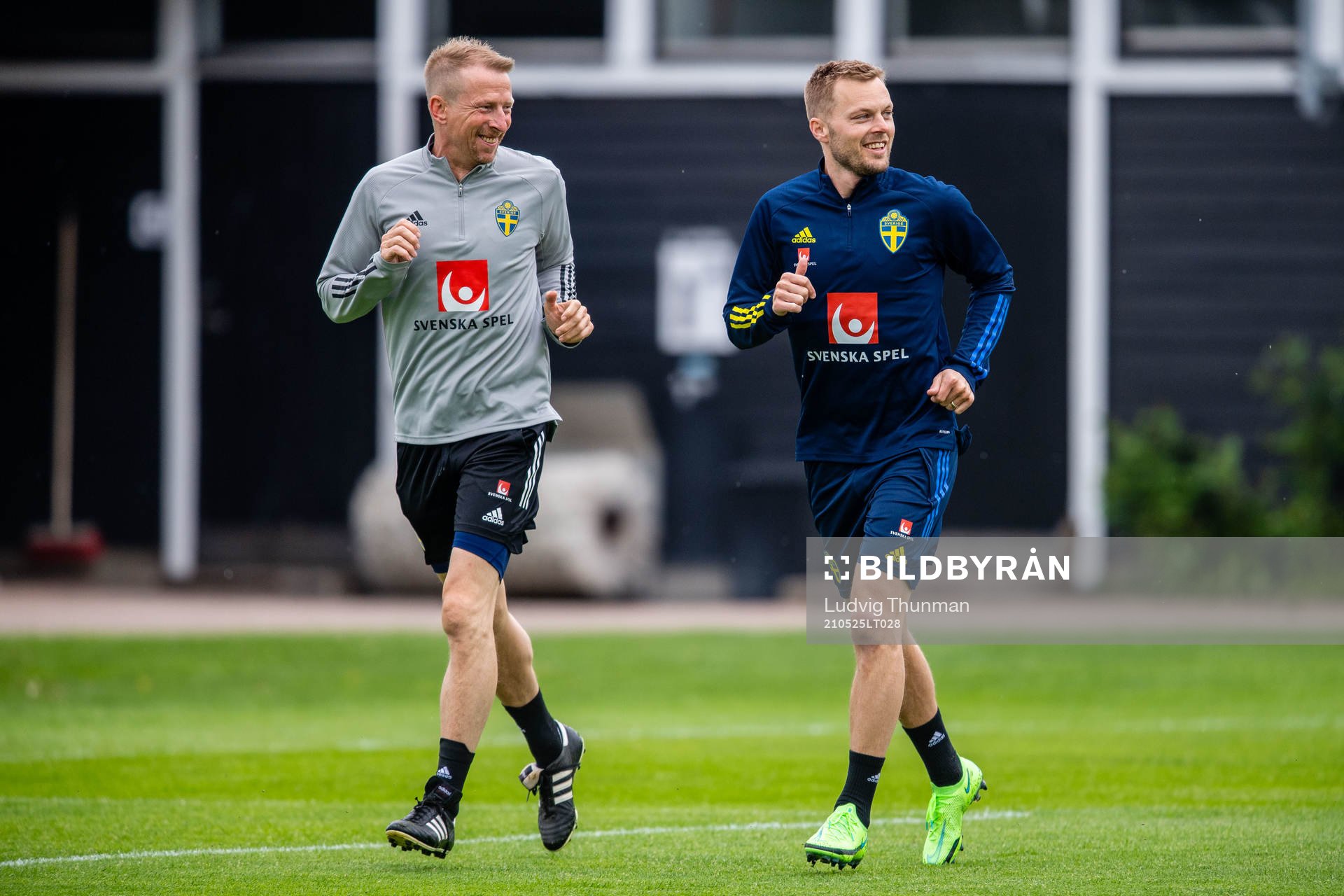 Fredrik Larsson, physiotherapist, and Sebastian Larsson
