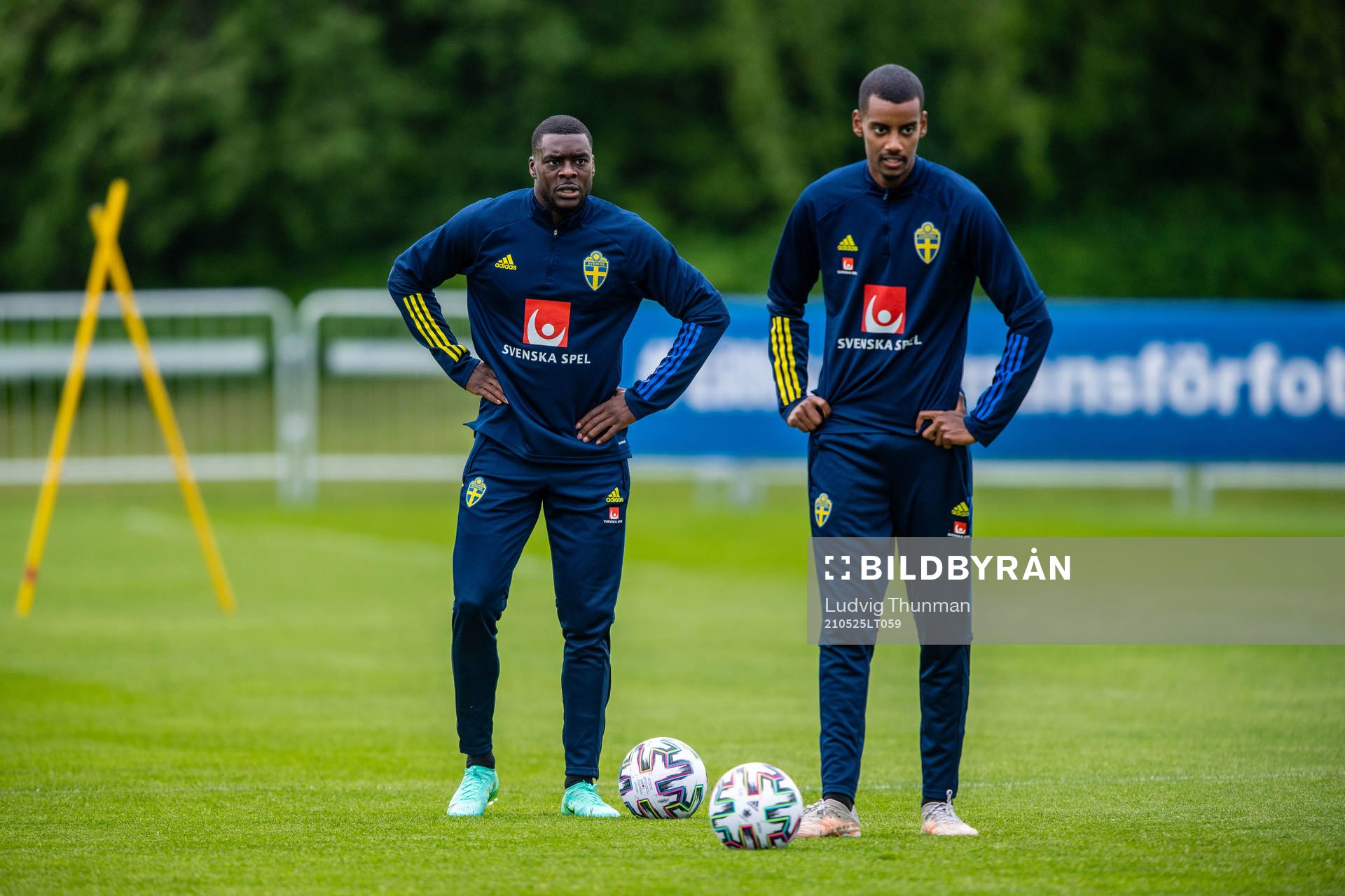 Ken Sema and Alexander Isak