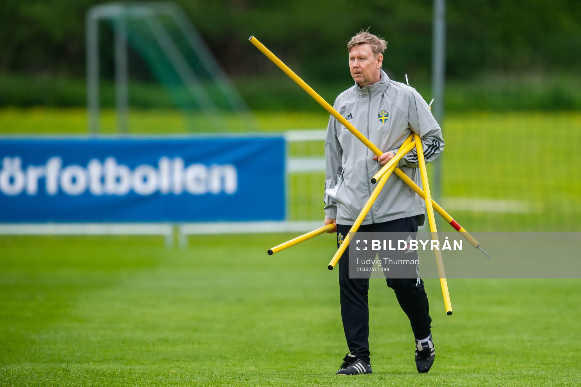 Assistant coach Peter Wettergren