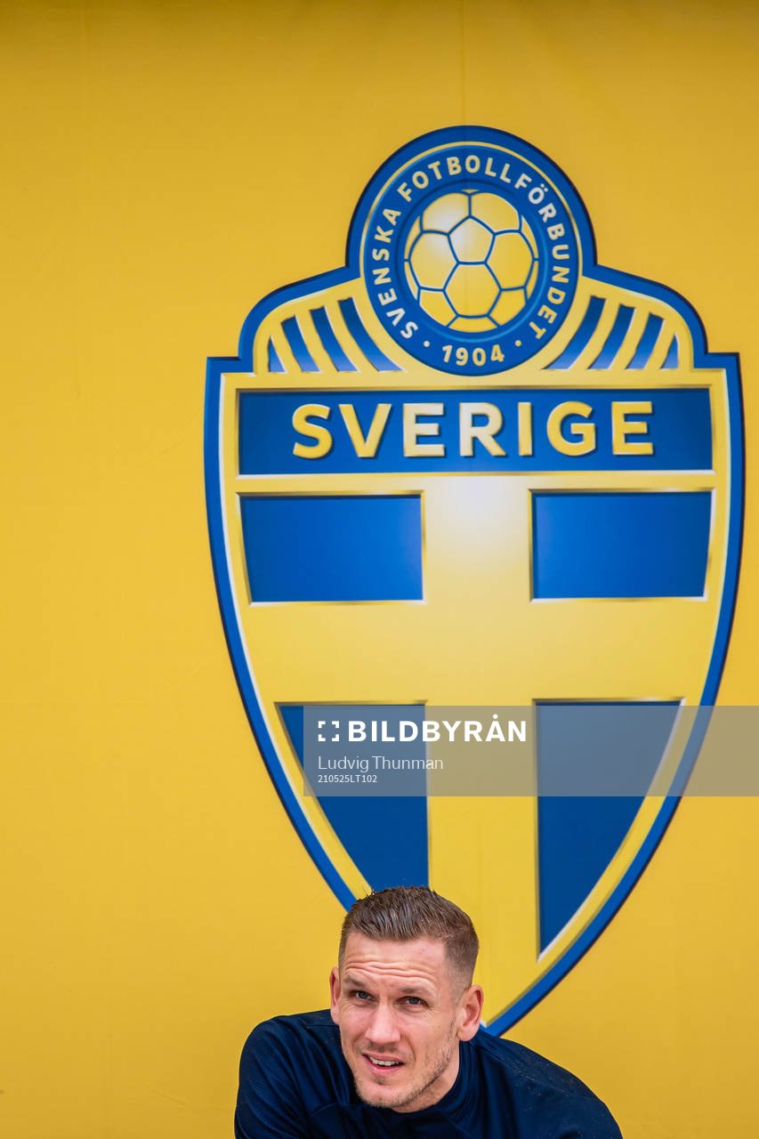 Goalkeeper Robin Olsen