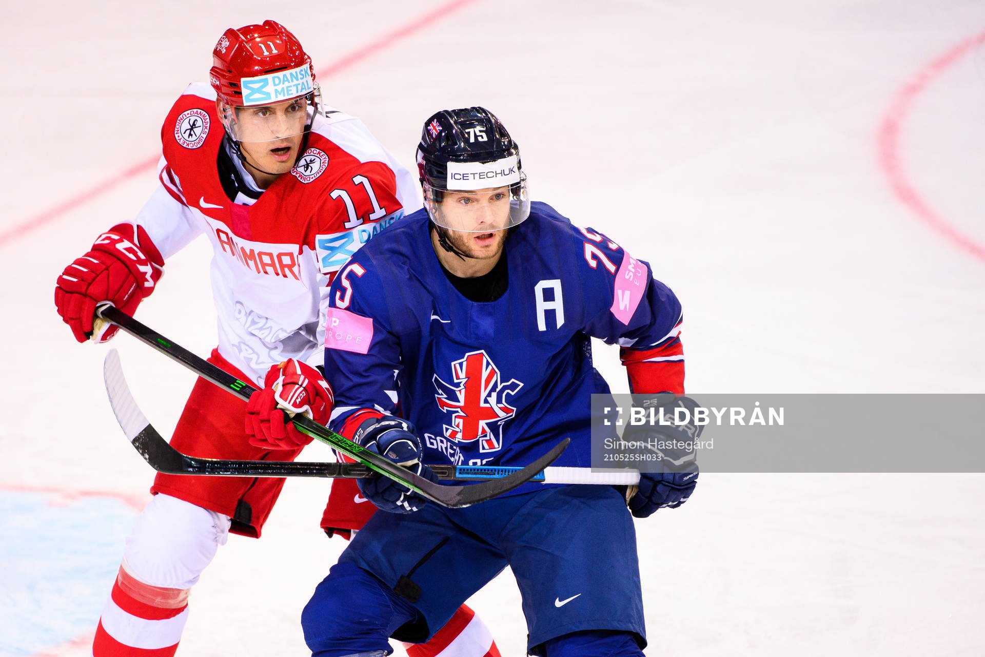 Alexander True of Denmark and Robert Dowd of Great Britain