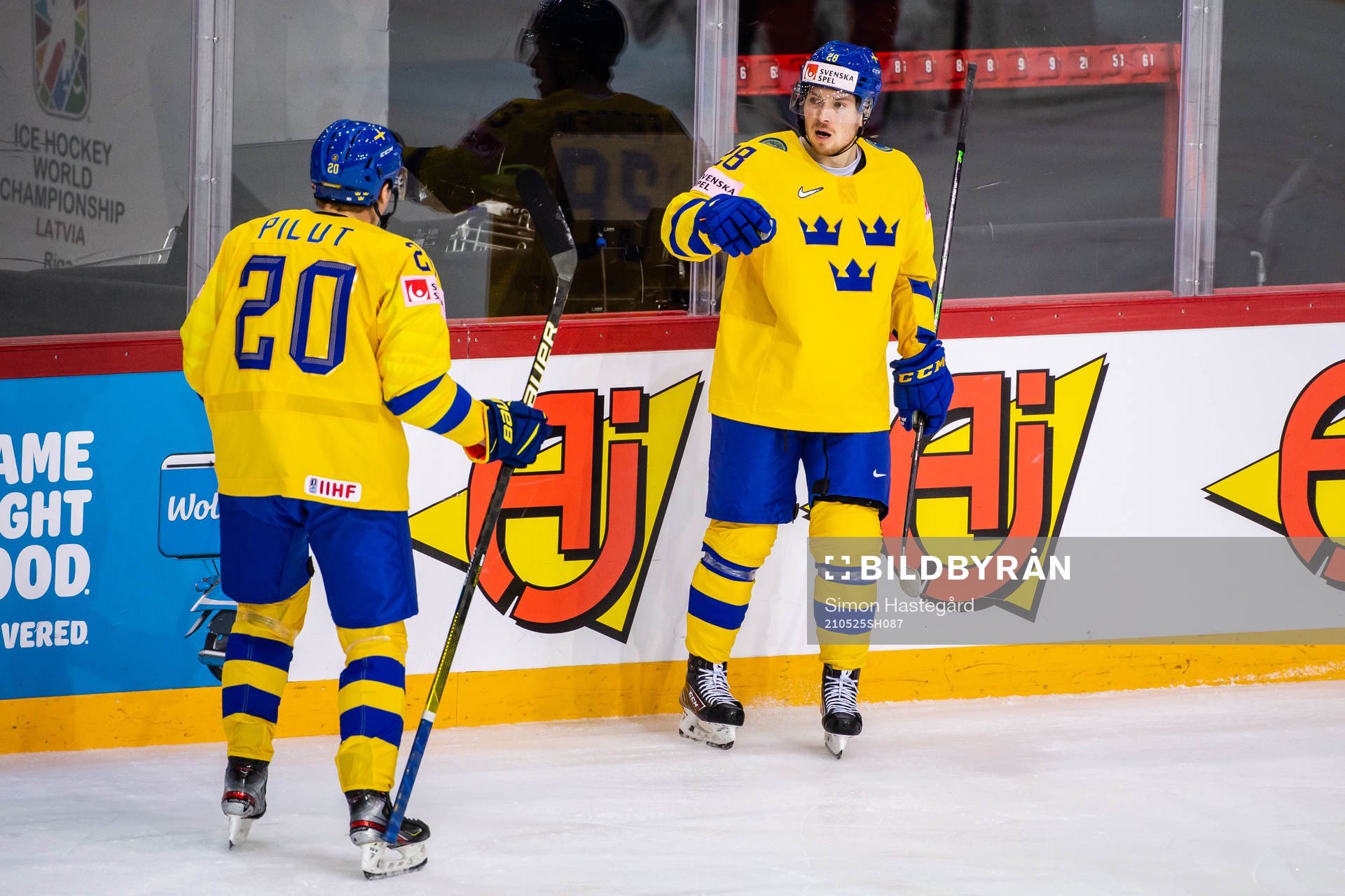 Jesper Frödén of Sweden celebrates