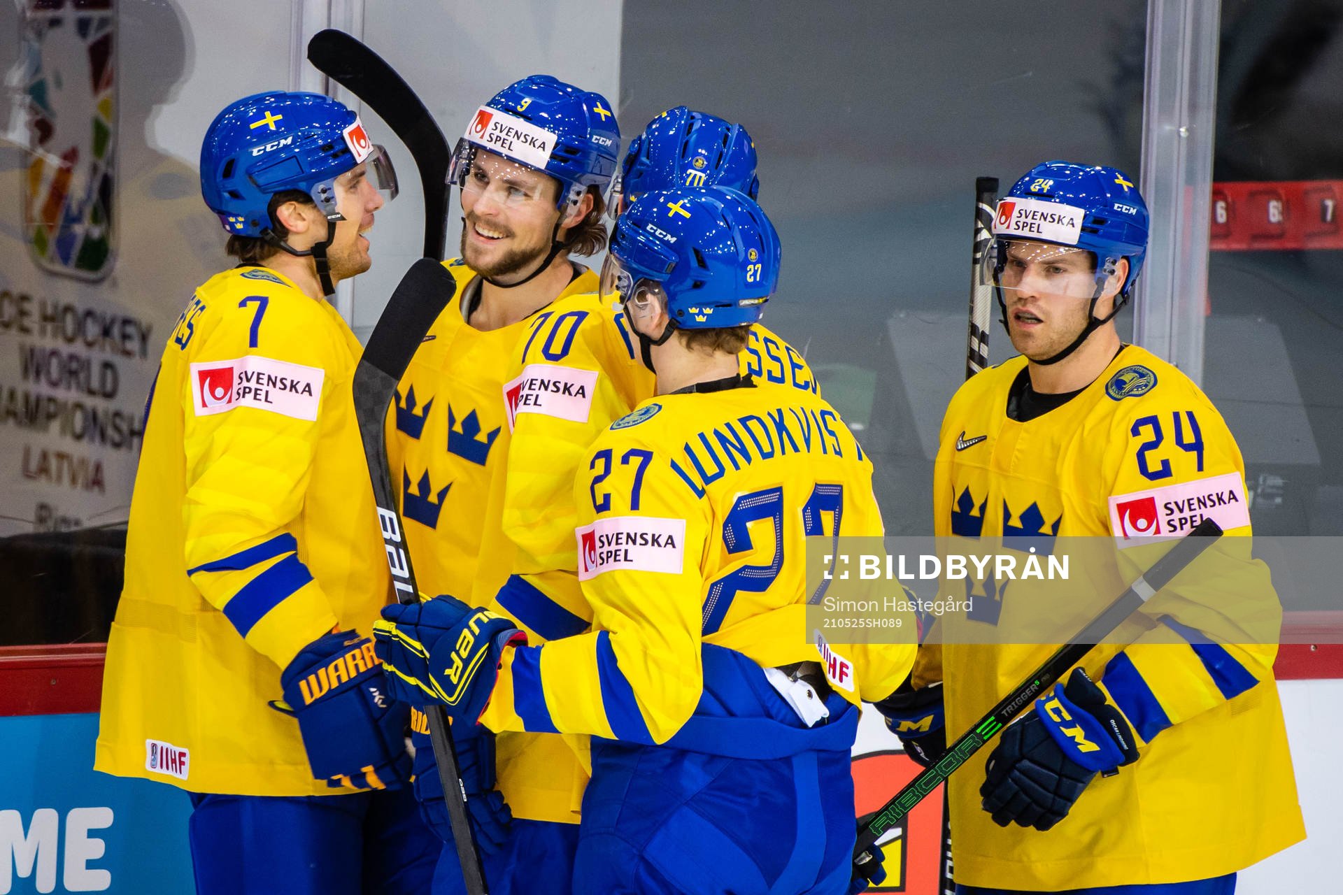 Adrian Kempe of Sweden celebrates