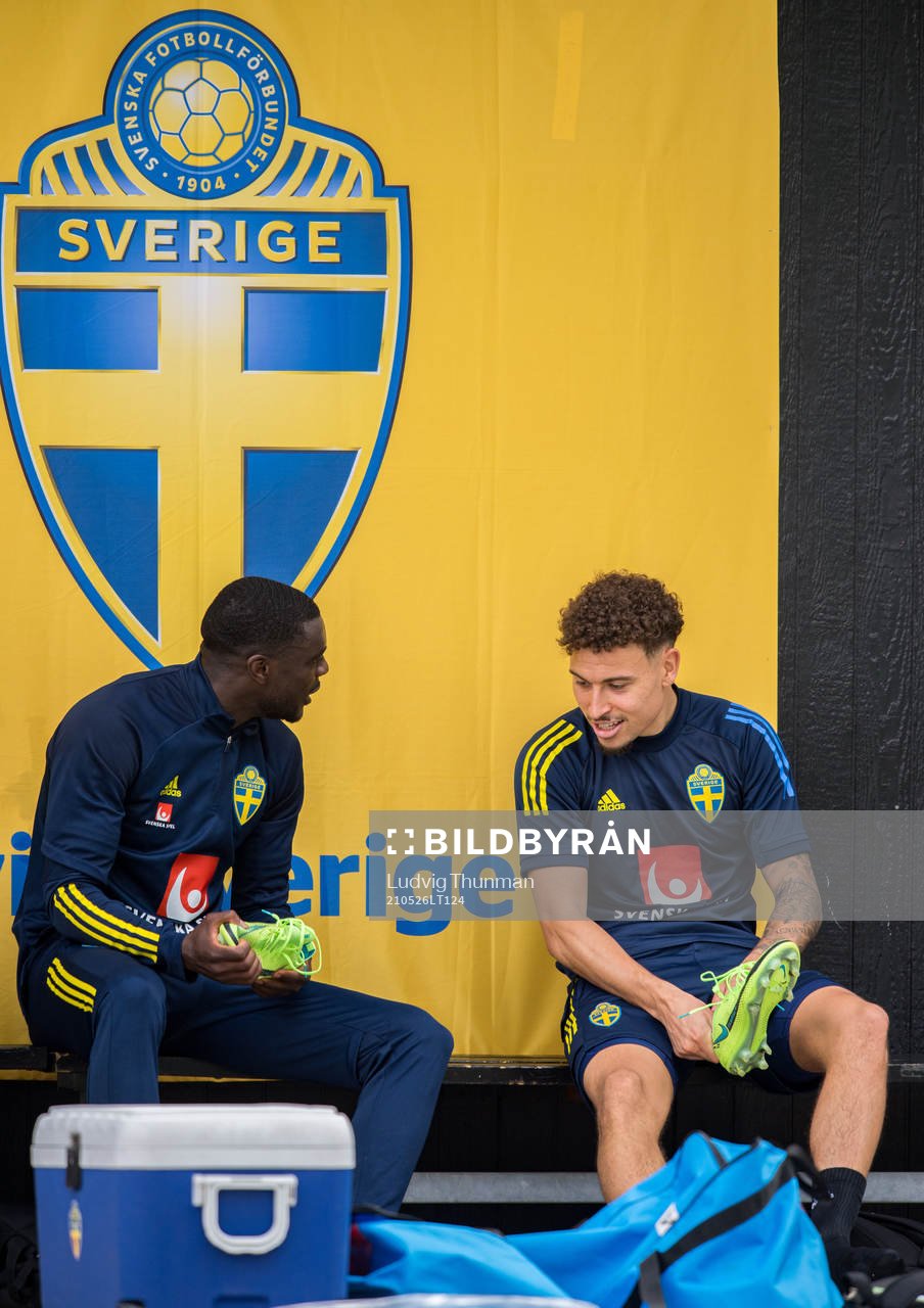 Ken Sema and Jordan Larsson
