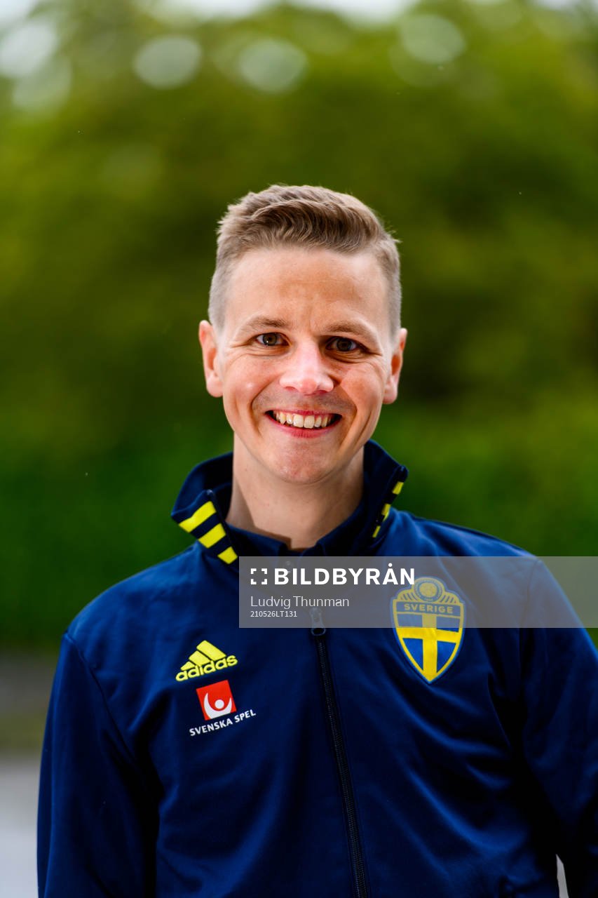 Goalkeeper coach Maths Elfvendal of the Swedish national