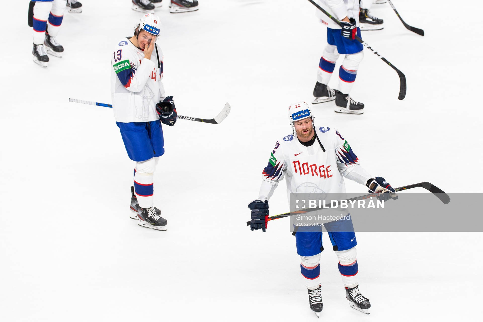 Sondre Olden and Martin Røymark of Norway look dejected