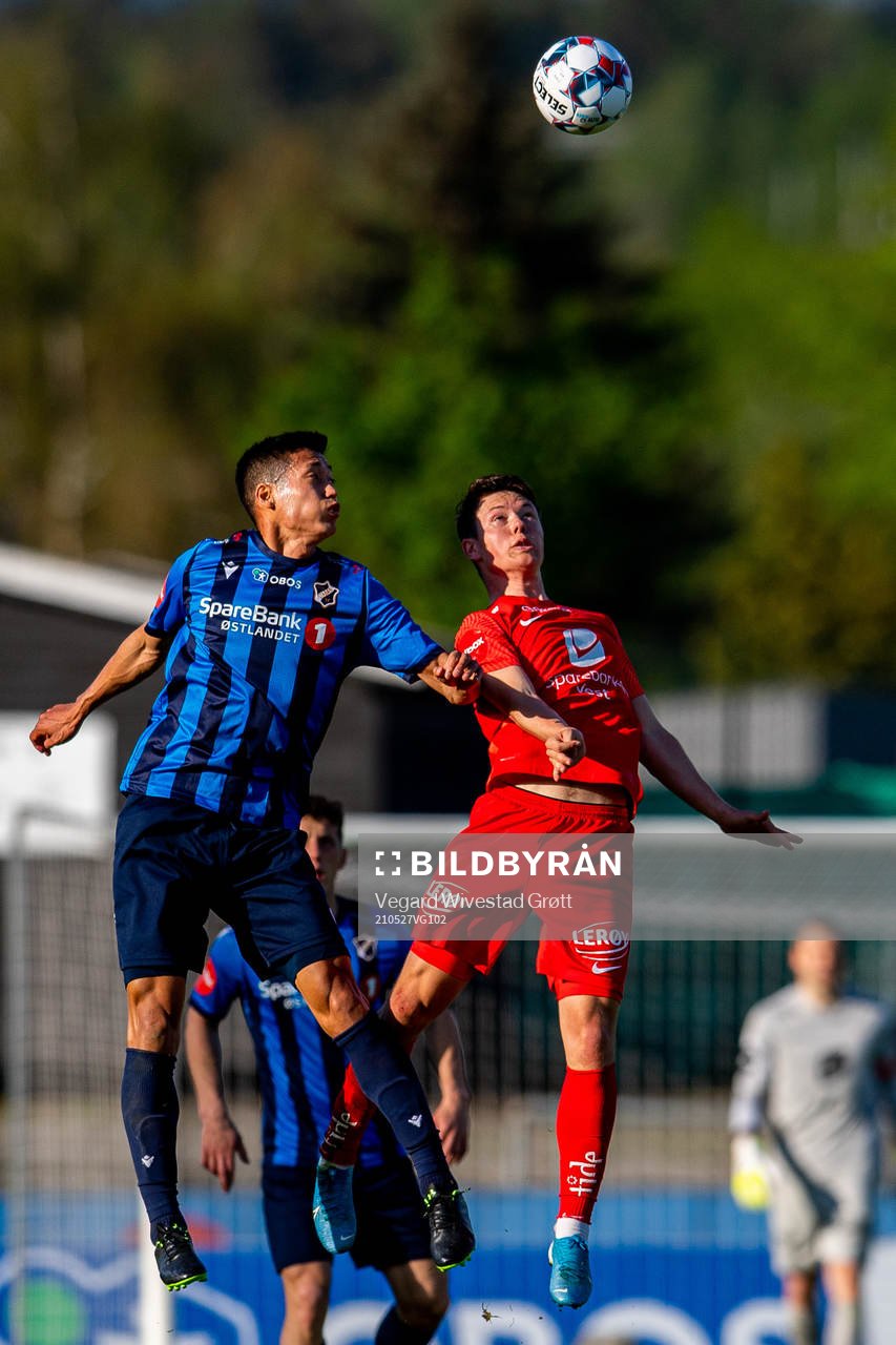 Oleksiy Khoblenko of Stabæk and Mathias Knutsen Rasmussen
