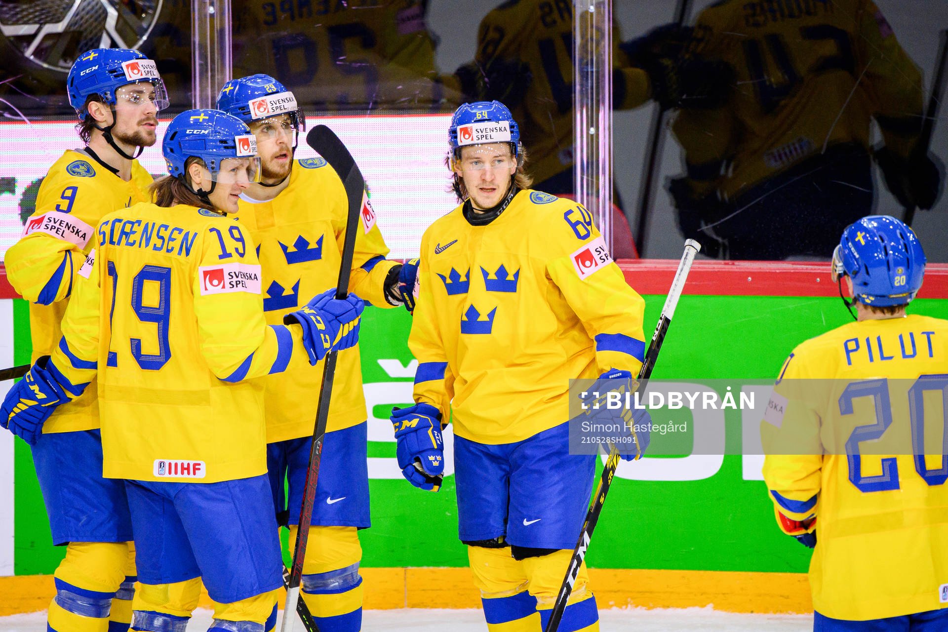 Adrian Kempe, Marcus Sörensen , Mario Kempe, Lawrence