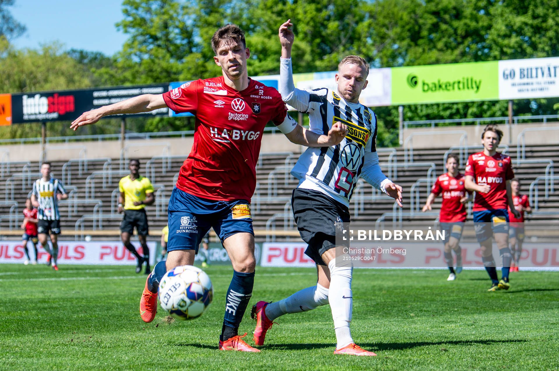 Örgrytes Daniel Paulson mot Landskronas Jonathan Asp