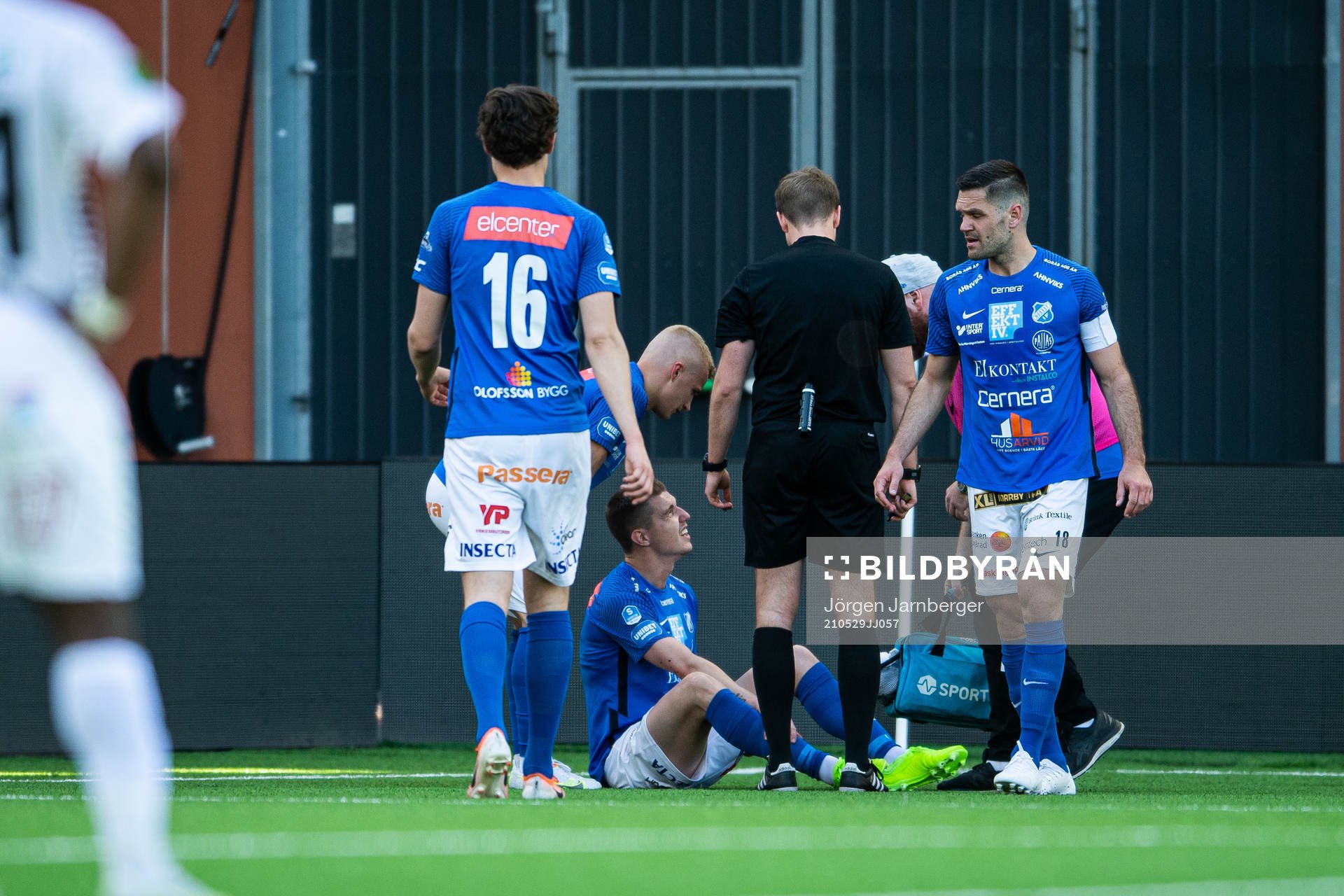 Norrbys Fredrik Lundgren har ont