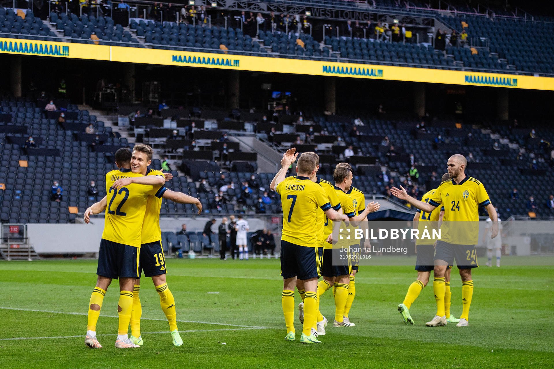 Robin Quaison, Mattias Svanberg, Sebastian Larsson and