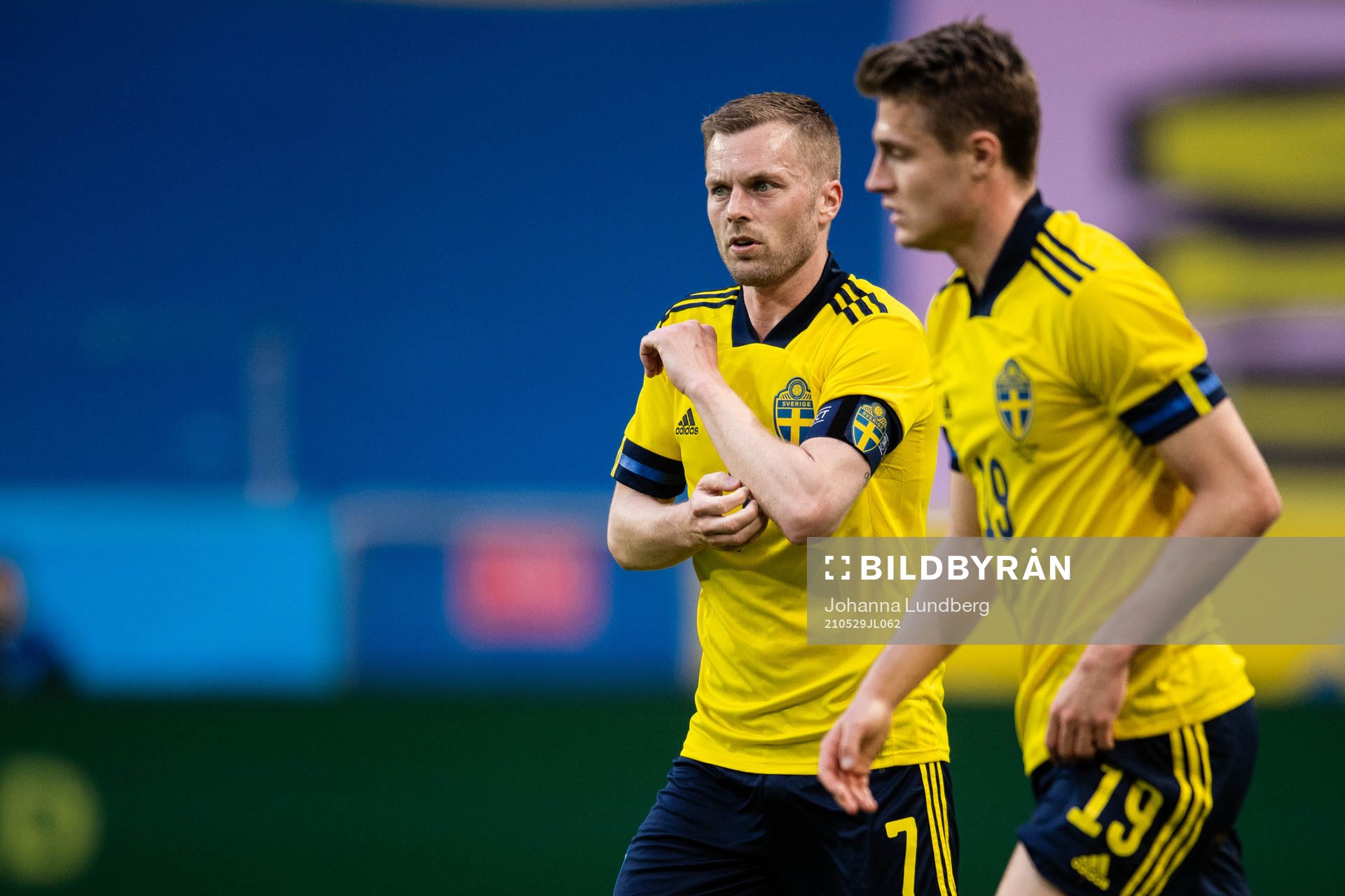 Sebastian Larsson and Mattias Svanberg of Sweden