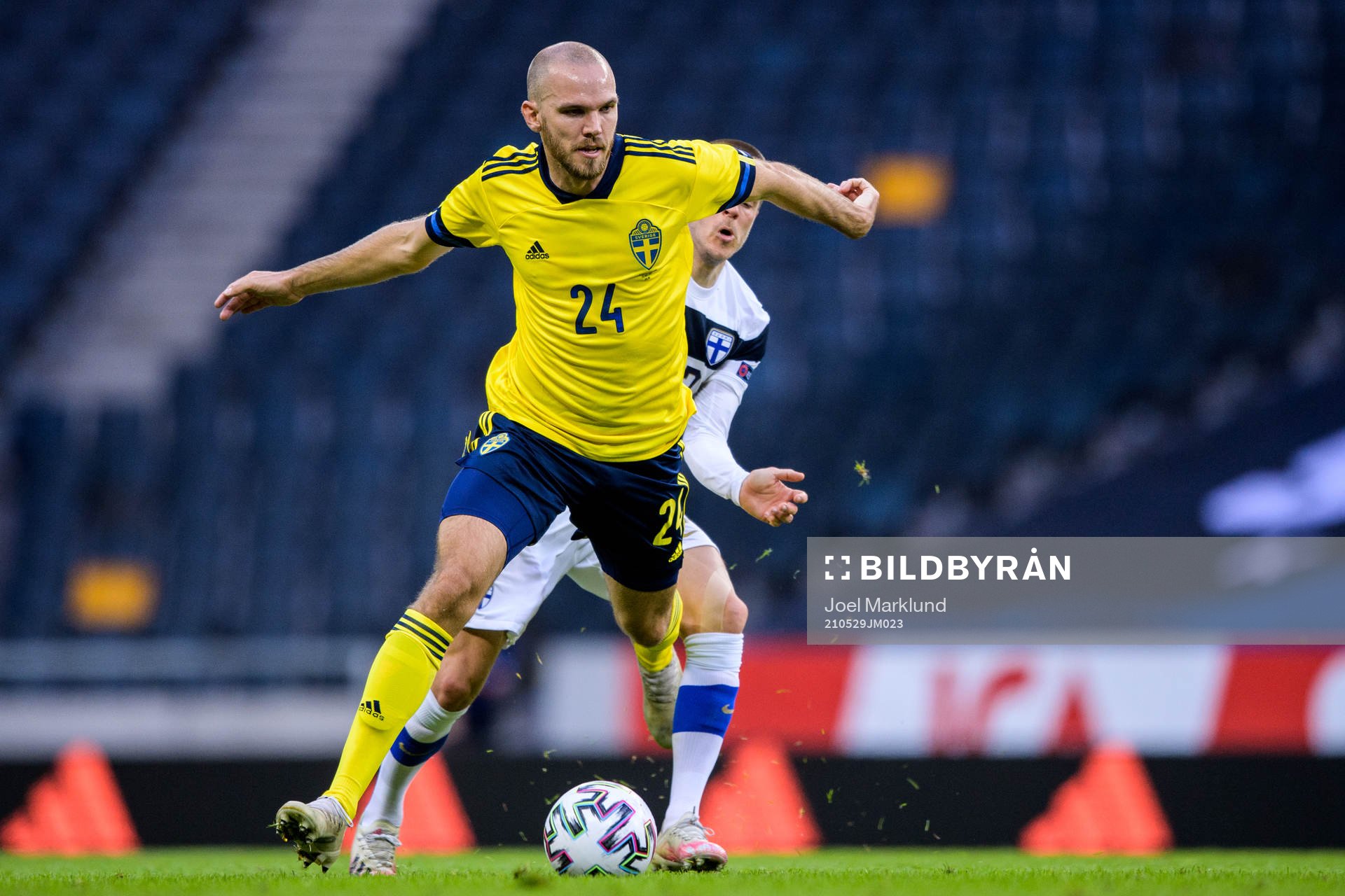 Marcus Danielson of Sweden and Roope Riski of Finland