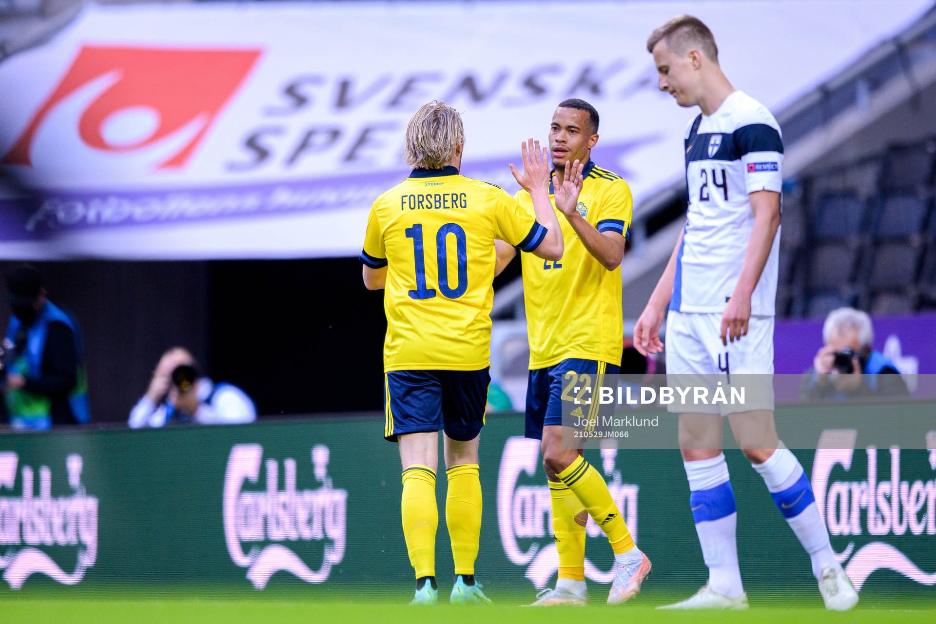 Emil Forsberg and Robin Quaison of Sweden celebrate the 1-0