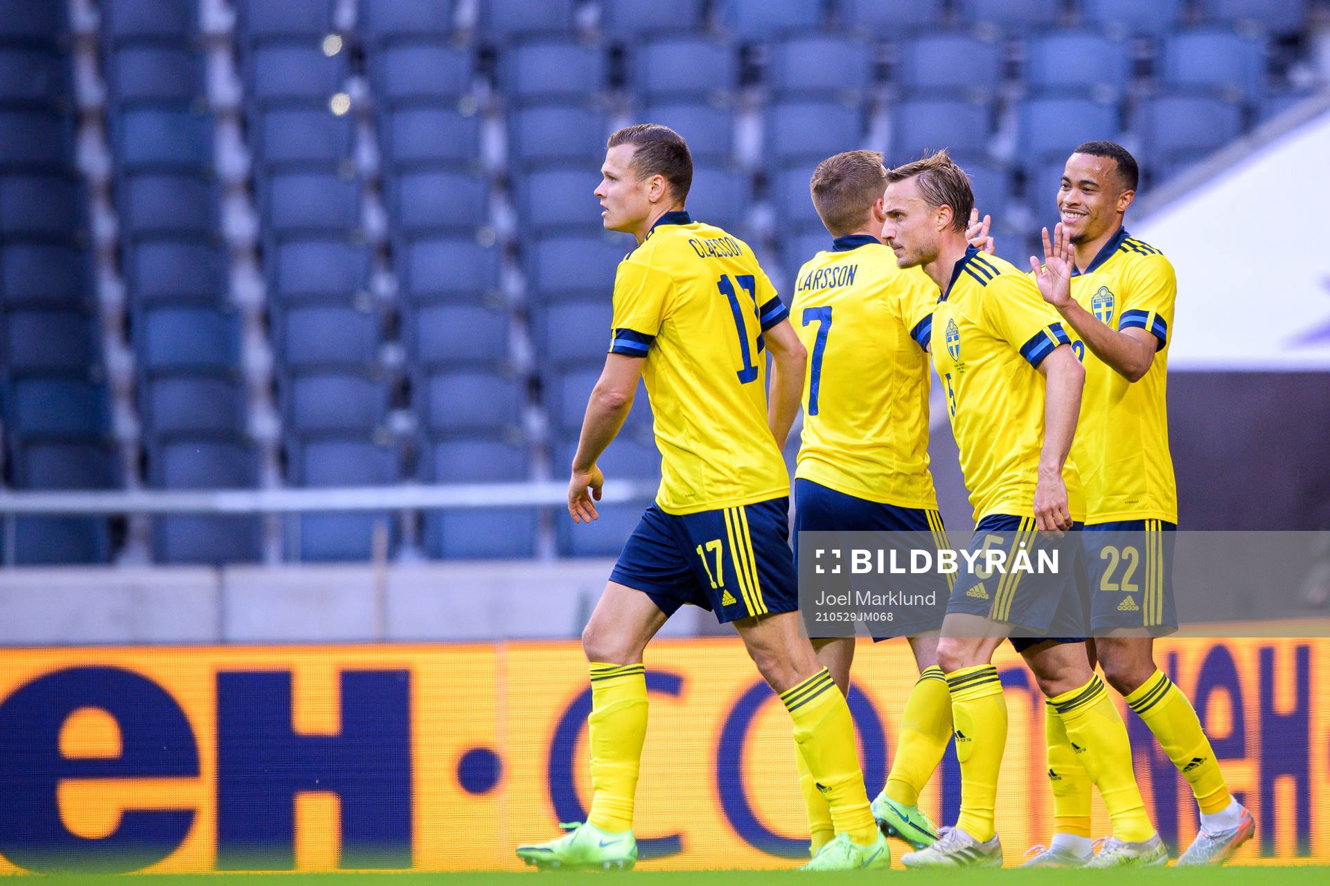 Emil Forsberg, Pierre Bengtsson , Viktor Claesson and Robin