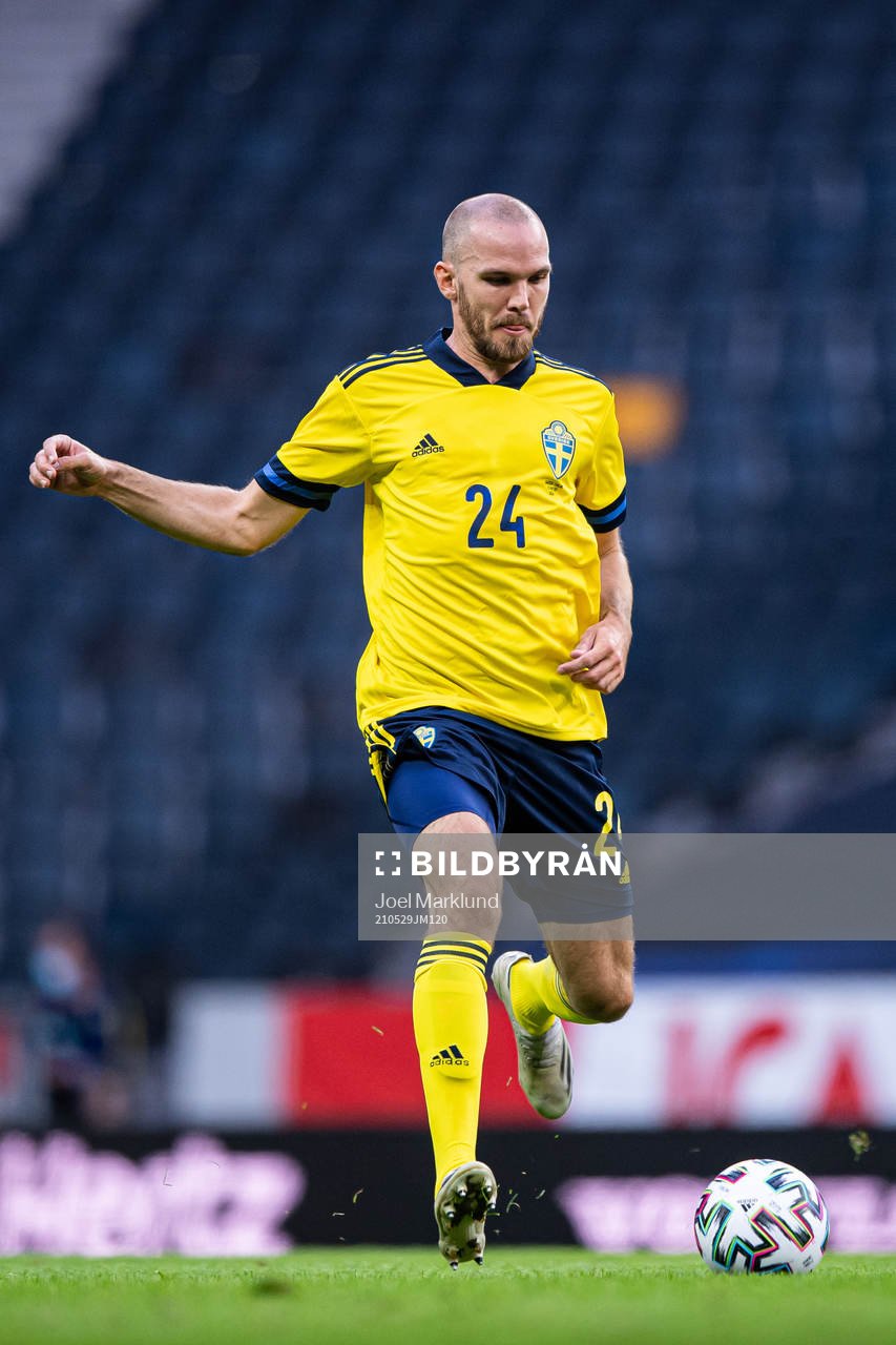 Marcus Danielson of Sweden