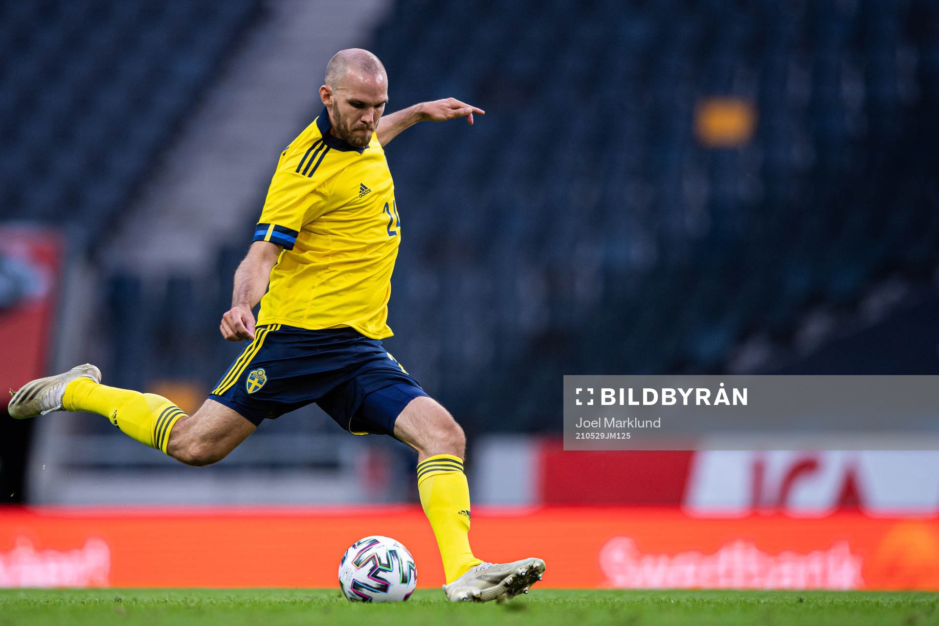 Marcus Danielson of Sweden