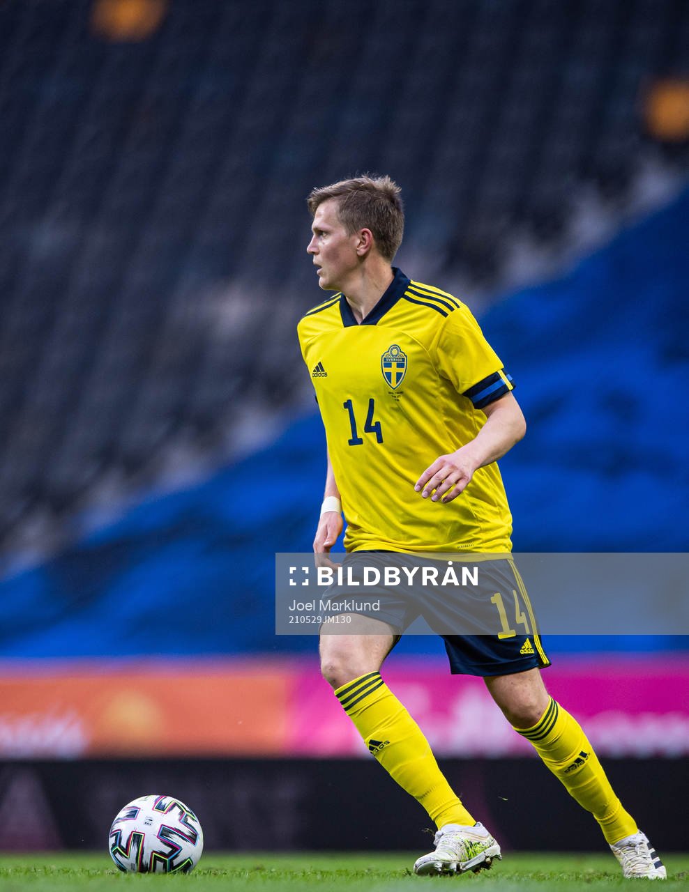 Joakim Nilsson of Sweden