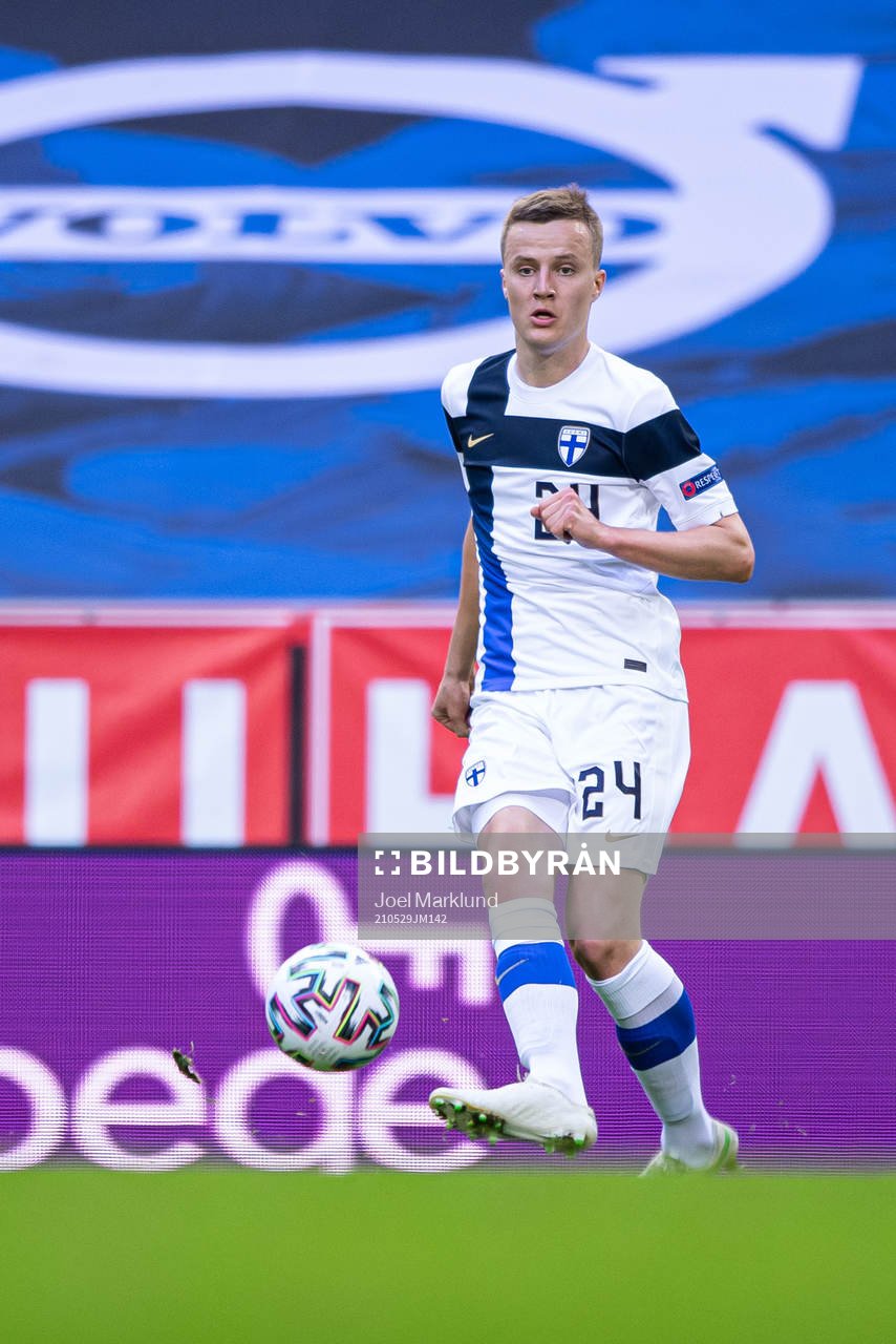 Robert Ivanov of Finland