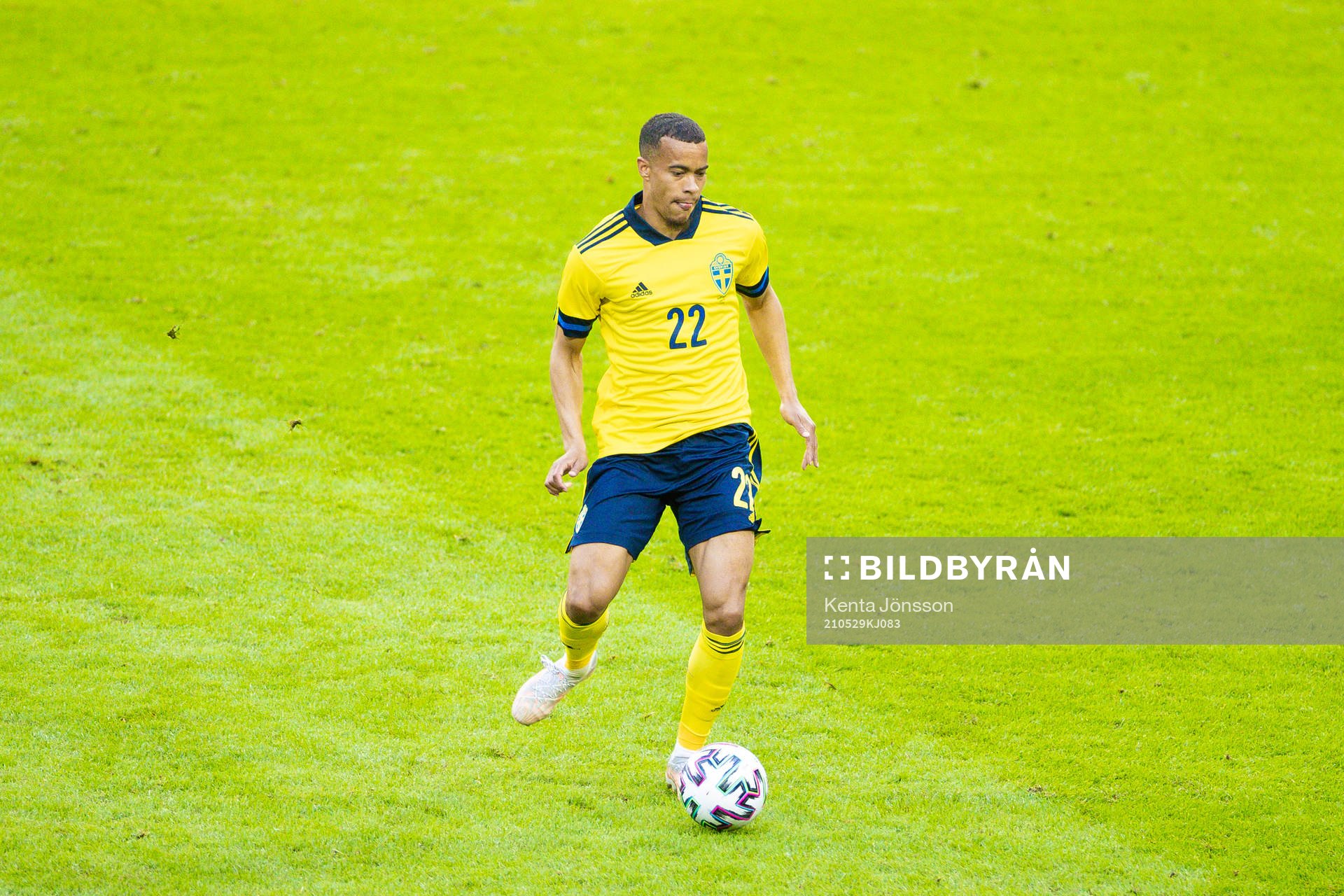 Robin Quaison of Sweden