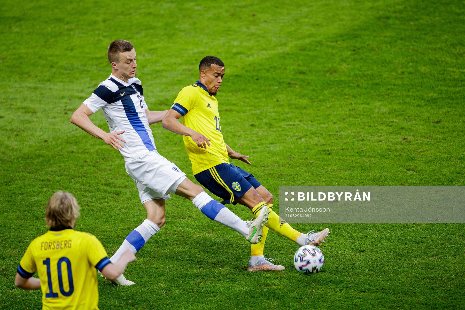 Tim Sparv of Finland and Robin Quaison of Sweden