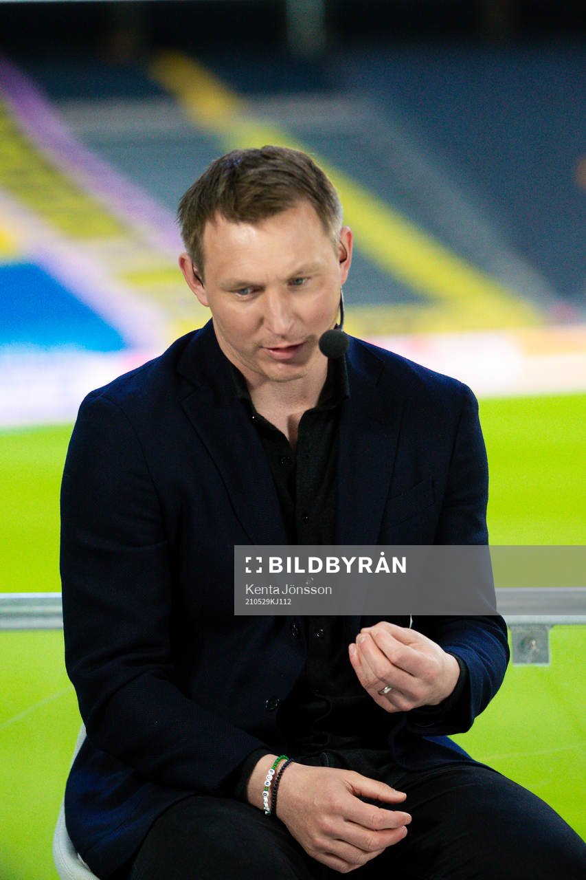 Kim Källström in Cmore TV-studio