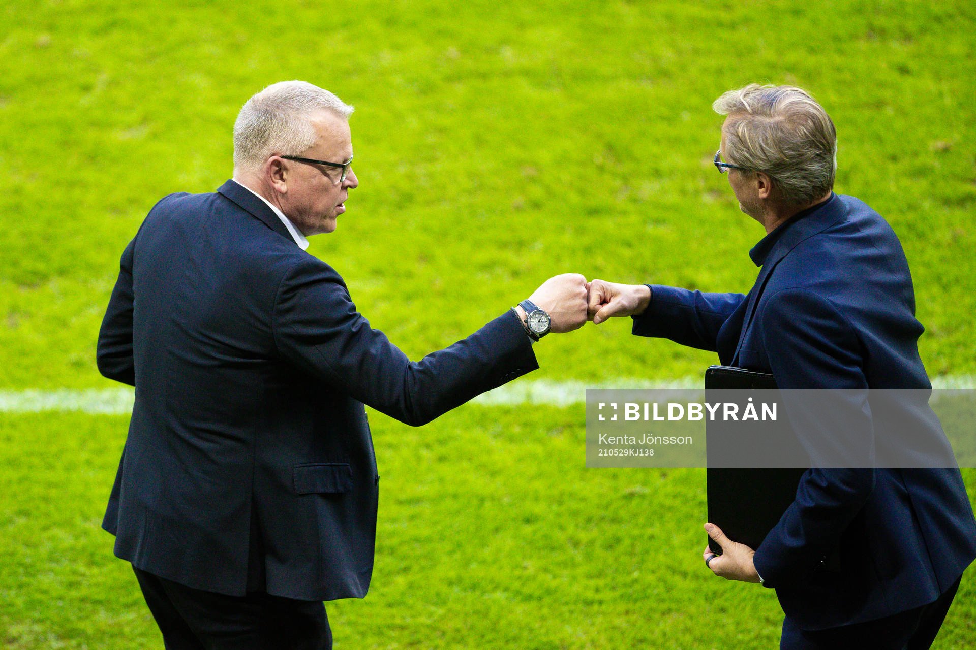 Janne Andersson, head coach of Sweden and Markku Kanerva,