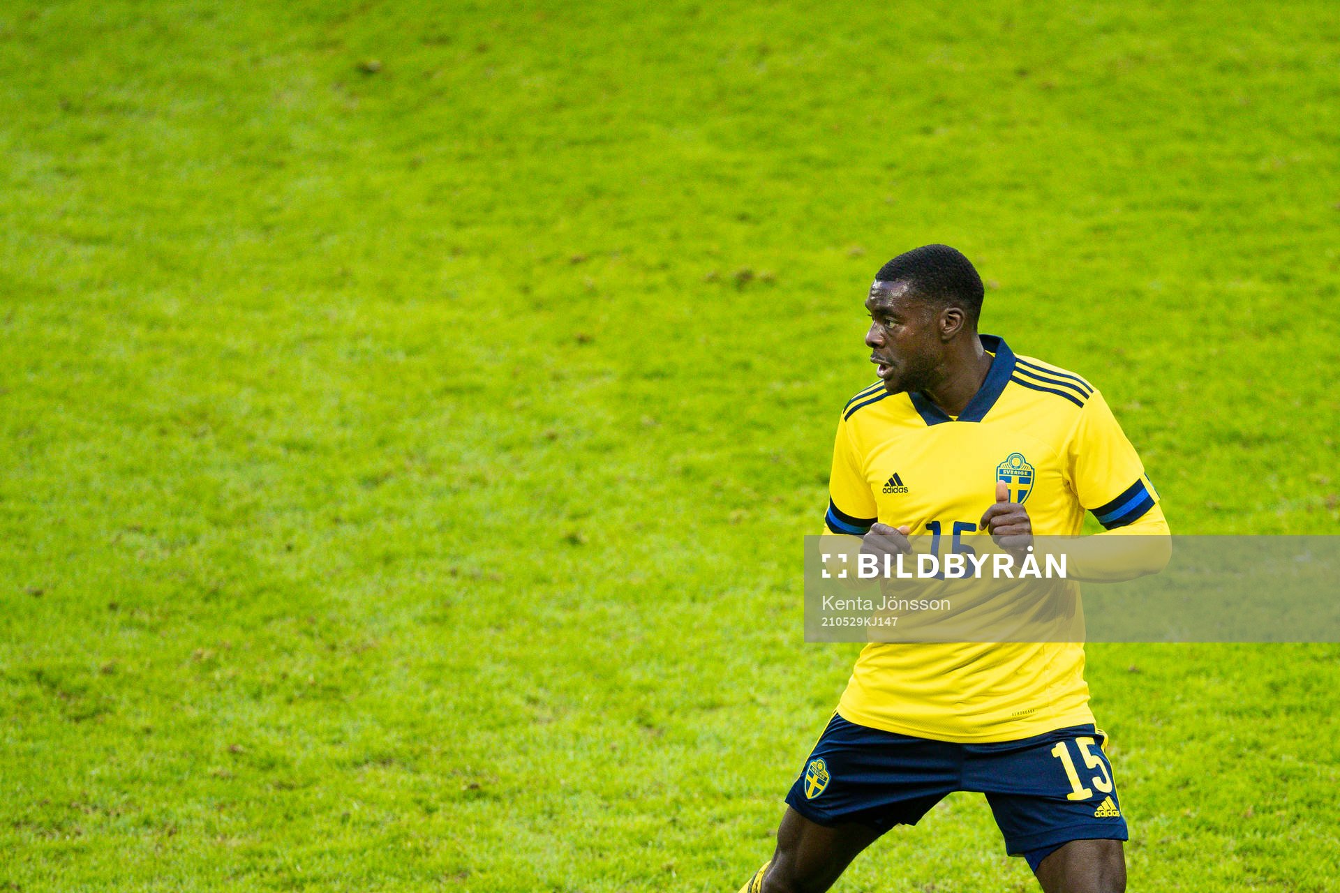 Ken Sema of Sweden