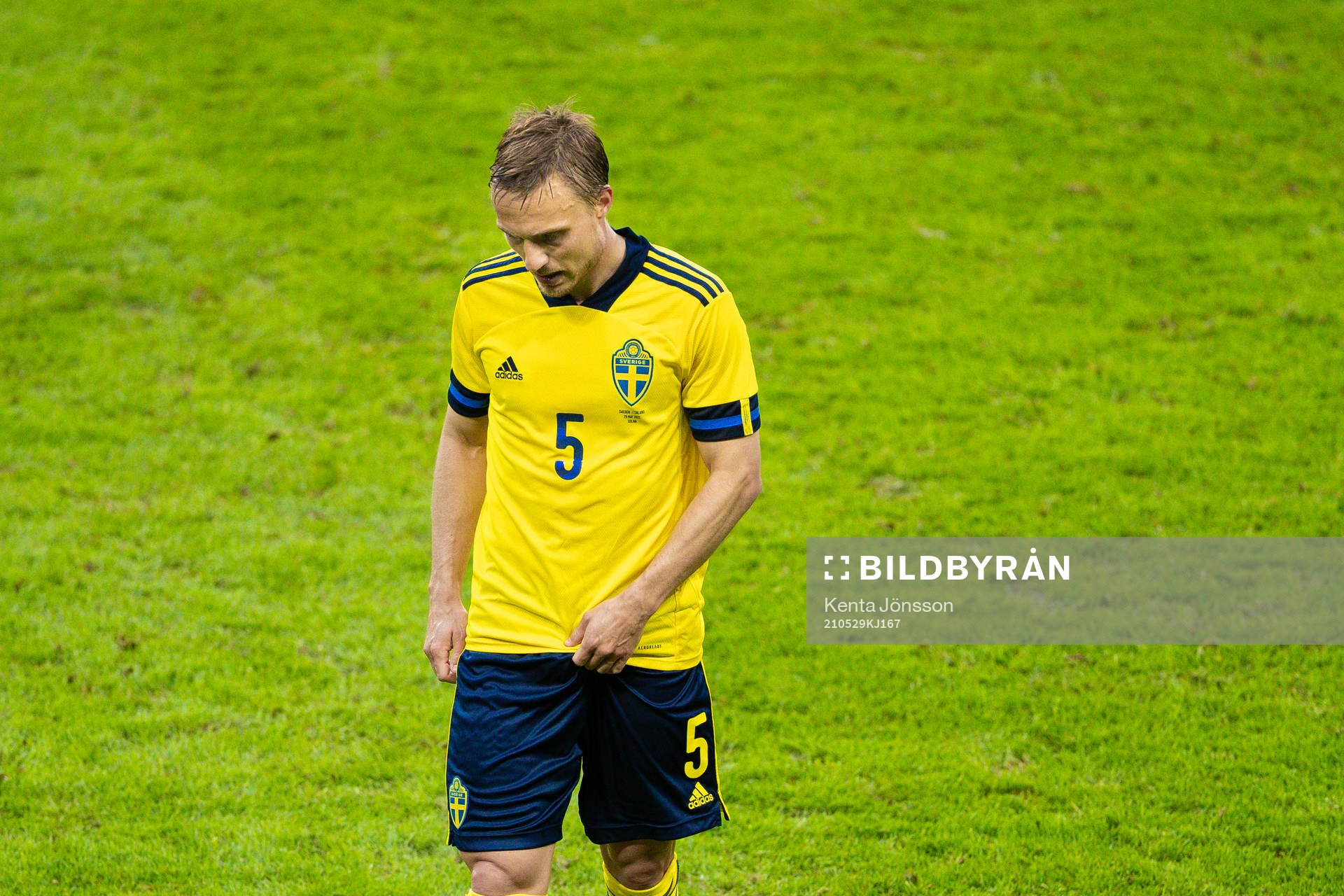 Pierre Bengtsson of Sweden looks dejected
