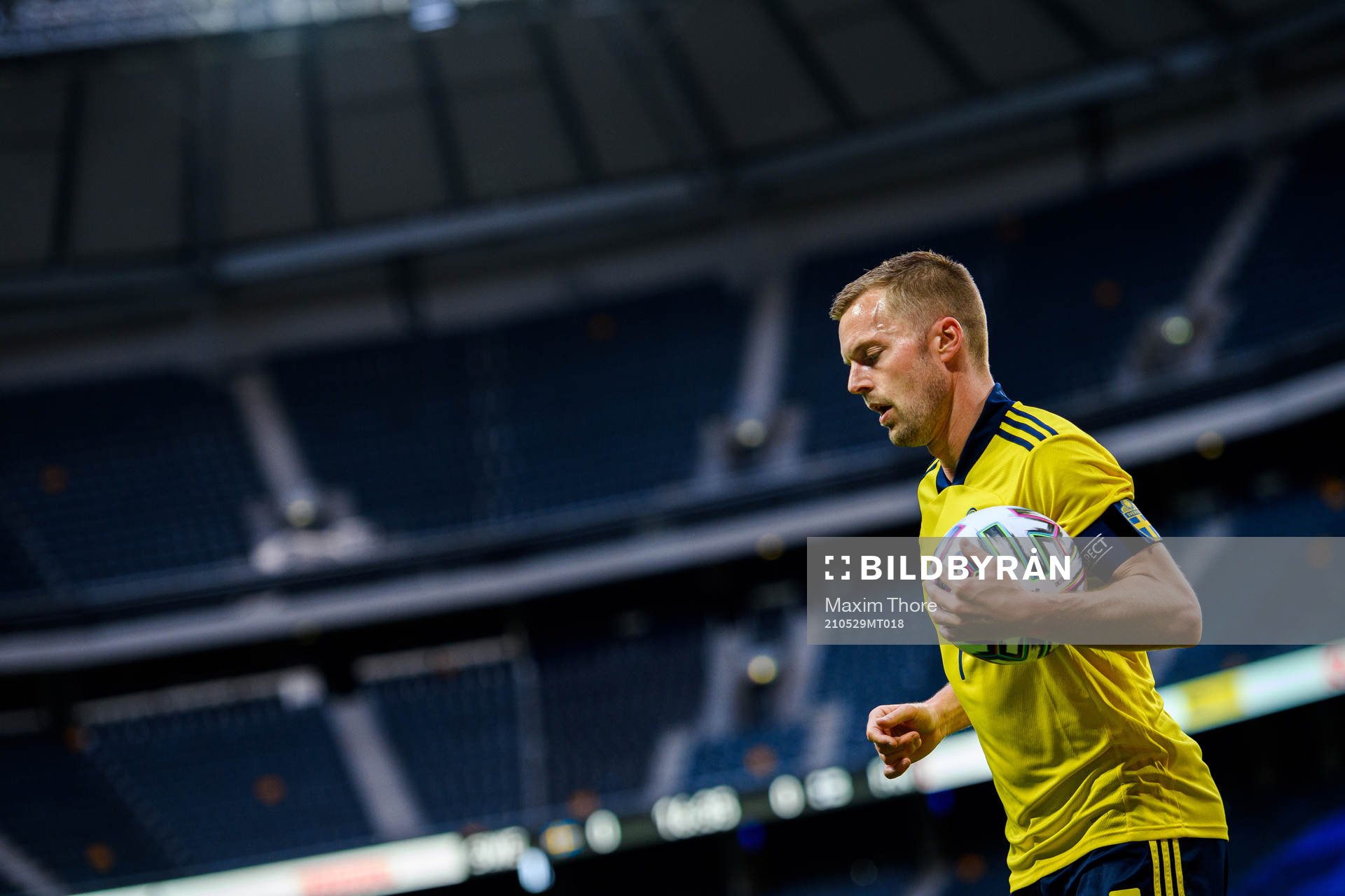 Sebastian Larsson of Sweden