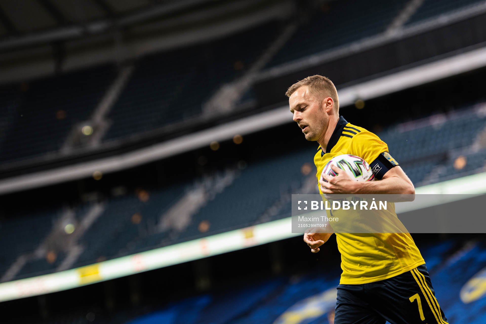 Sebastian Larsson of Sweden