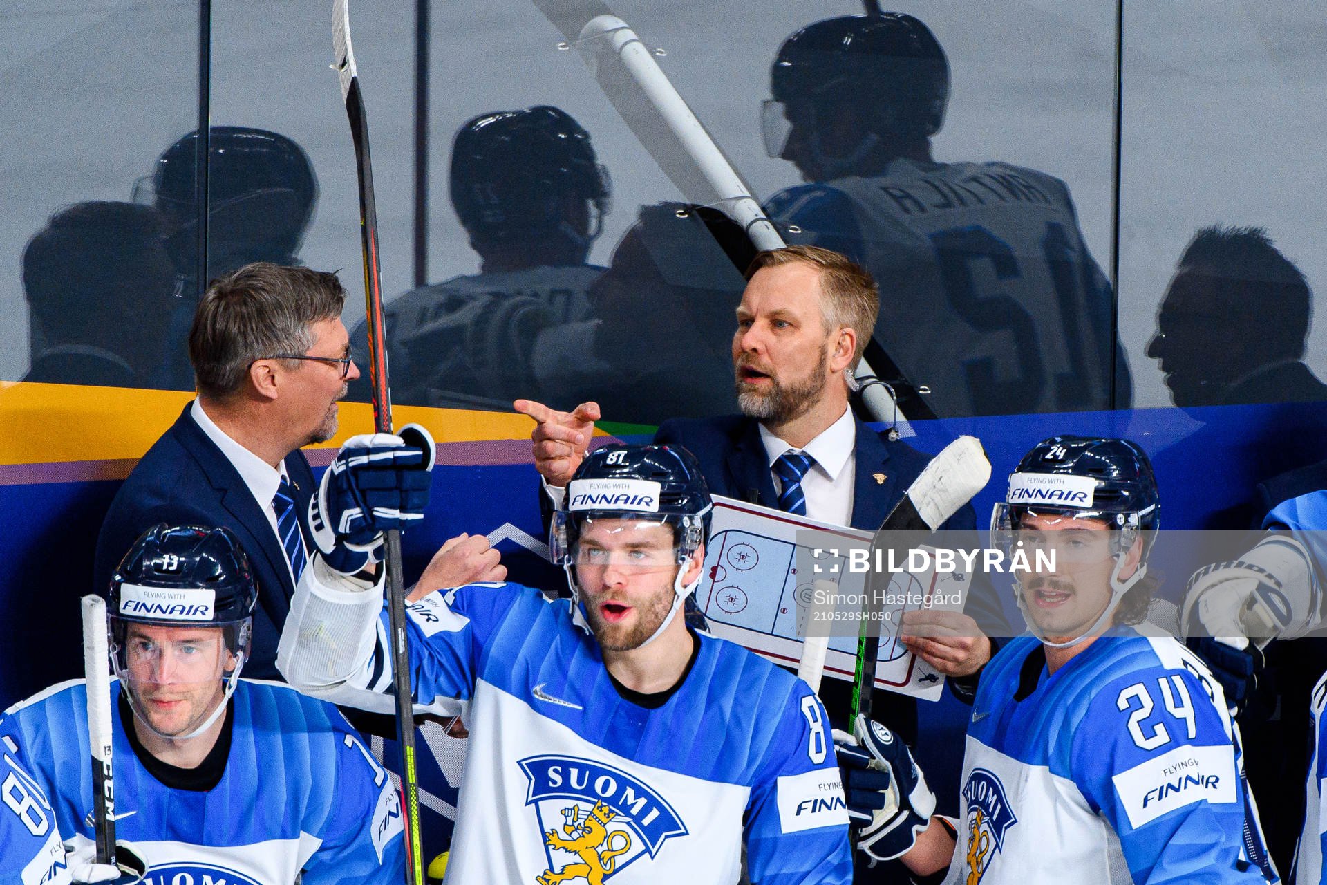 Jukka Jalonen, Head coach and assistant coach Mikko Manner