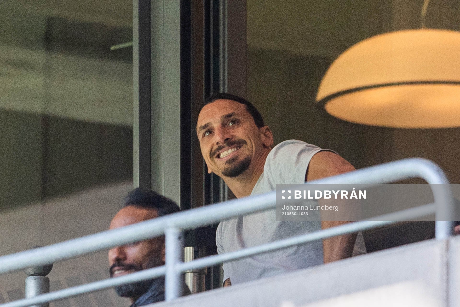 Zlatan Ibrahimovic på läktaren