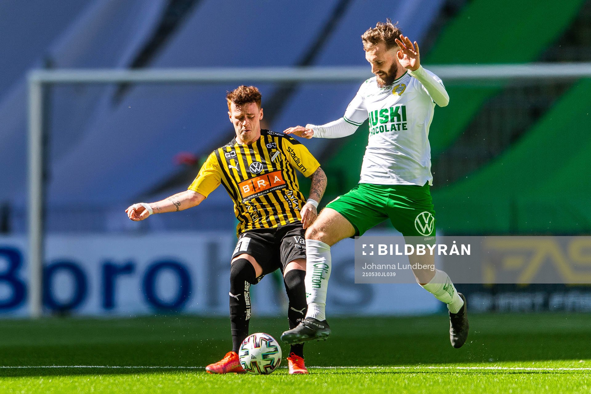 Häckens Tobias Heintz och Hammarbys Simon Sandberg