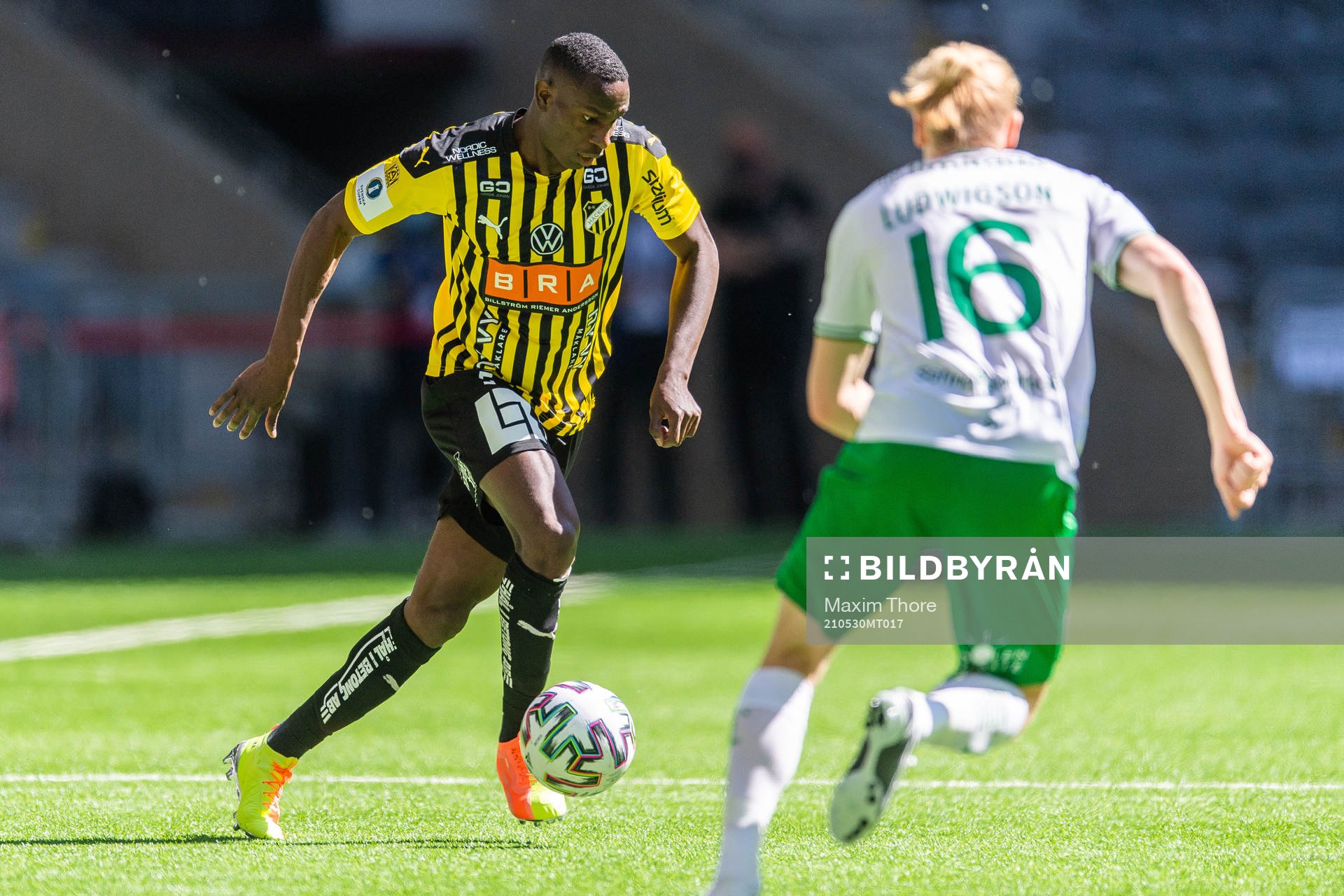 Häckens Godswill Ekpolo och Hammarbys Gustav Ludwigson