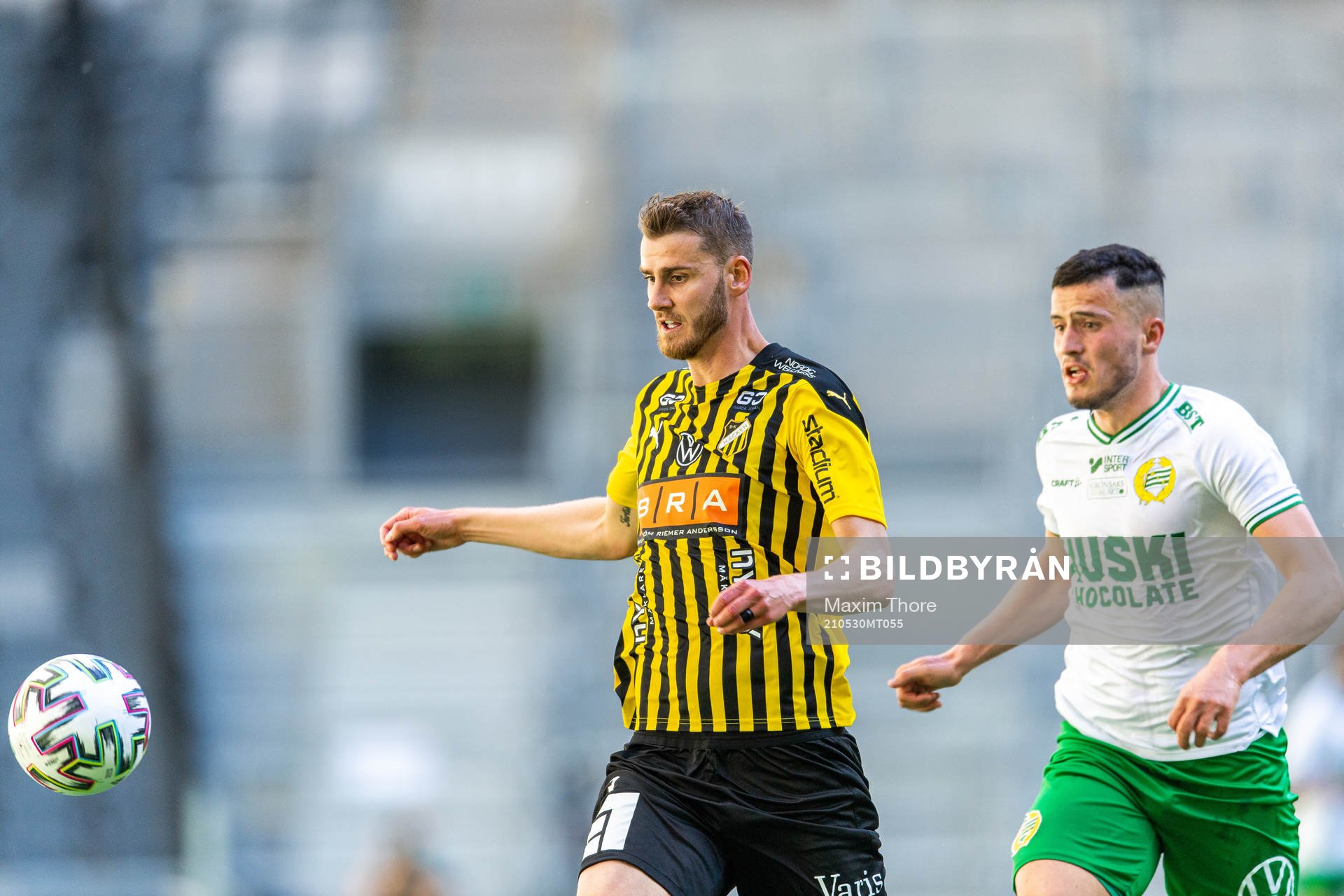 Häckens Joona Toivio och Hammarbys Astrit Selmani