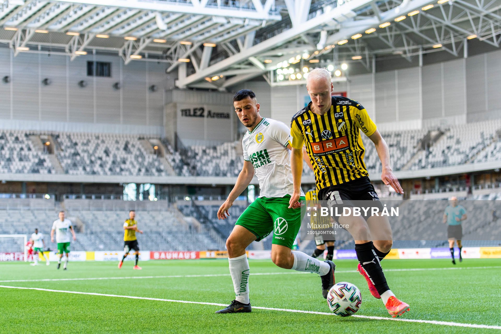 Hammarbys Astrit Selmani och Häckens Valgeir Fridriksson