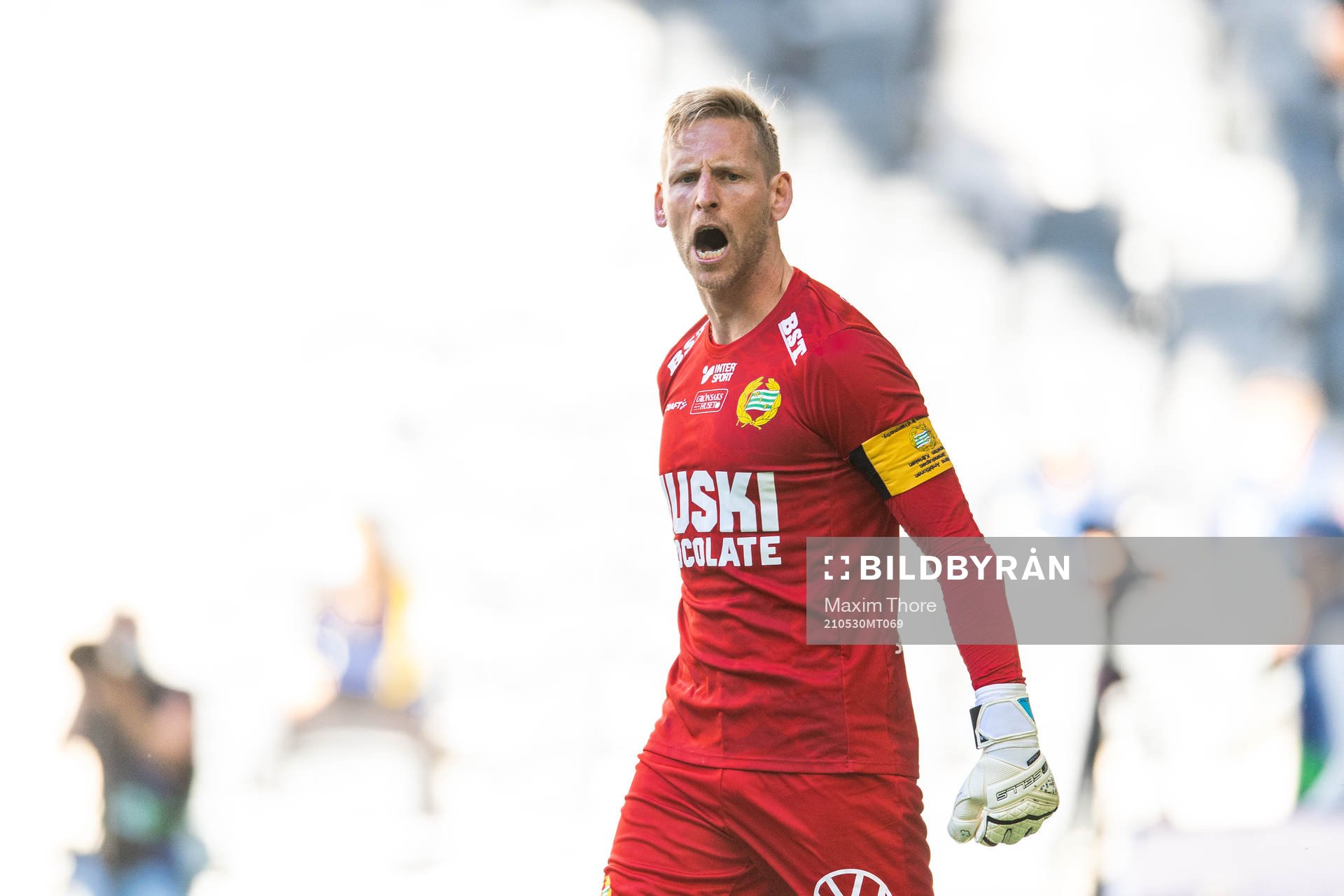 Hammarbys målvakt David Ousted jublar